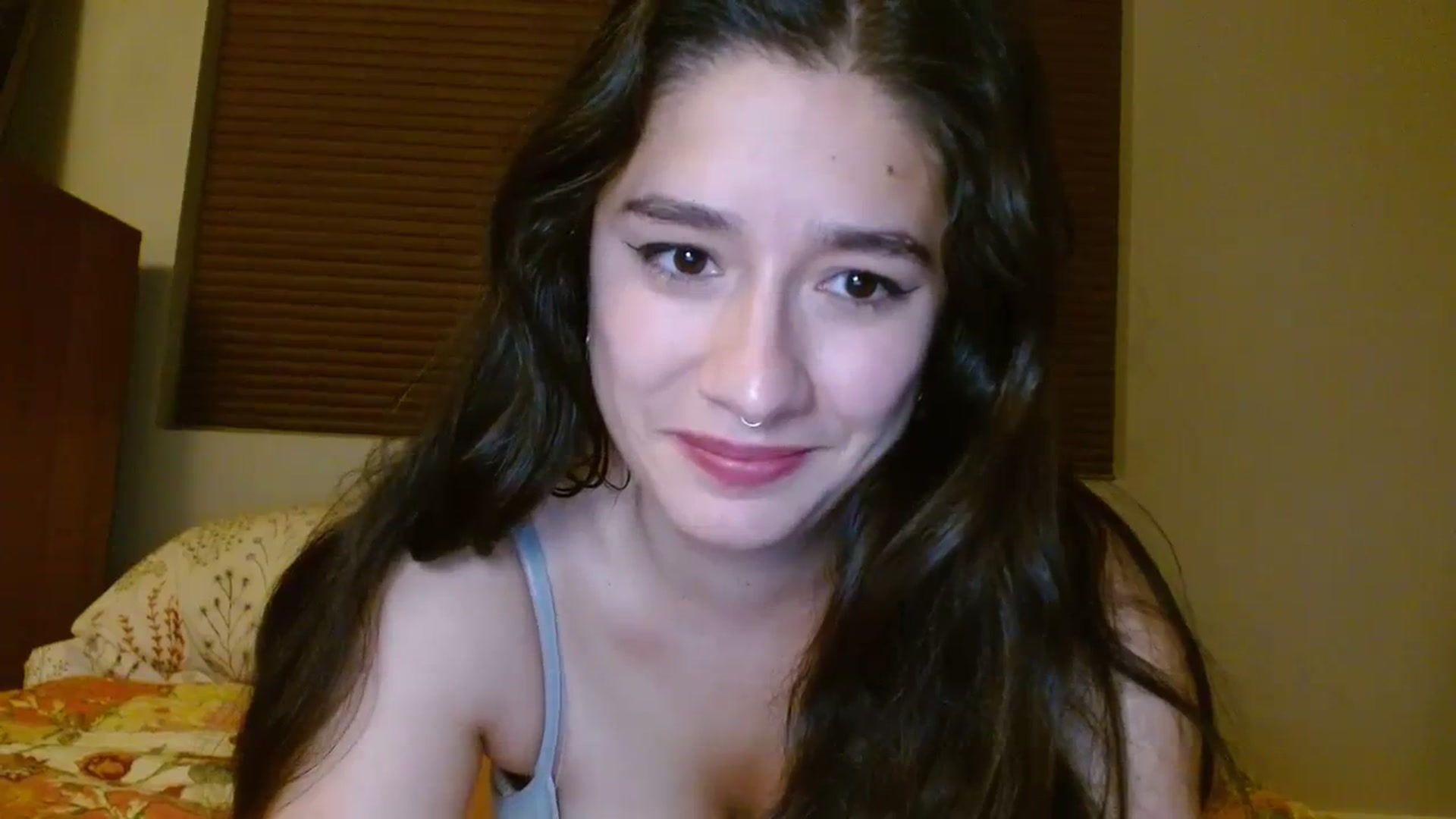 Gallery image thumbnail from ValentinaX4's myfreecams stream on, 10/06/2023, 02:30 image 19 of 20