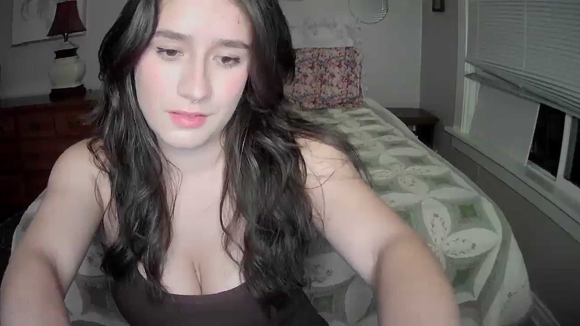 Gallery image thumbnail from ValentinaX4's myfreecams stream on, 04/14/2025, 04:49 image 14 of 20