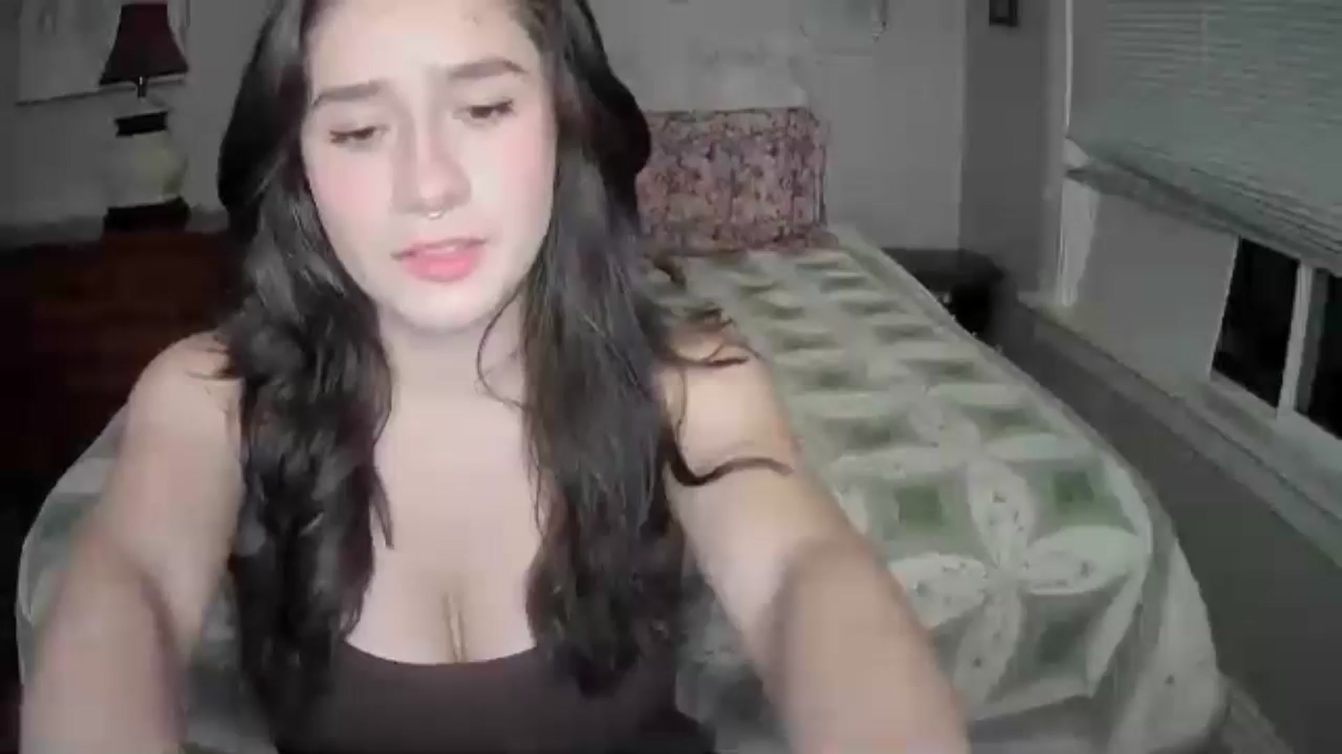 Gallery image thumbnail from ValentinaX4's myfreecams stream on, 04/14/2025, 04:49 image 1 of 20