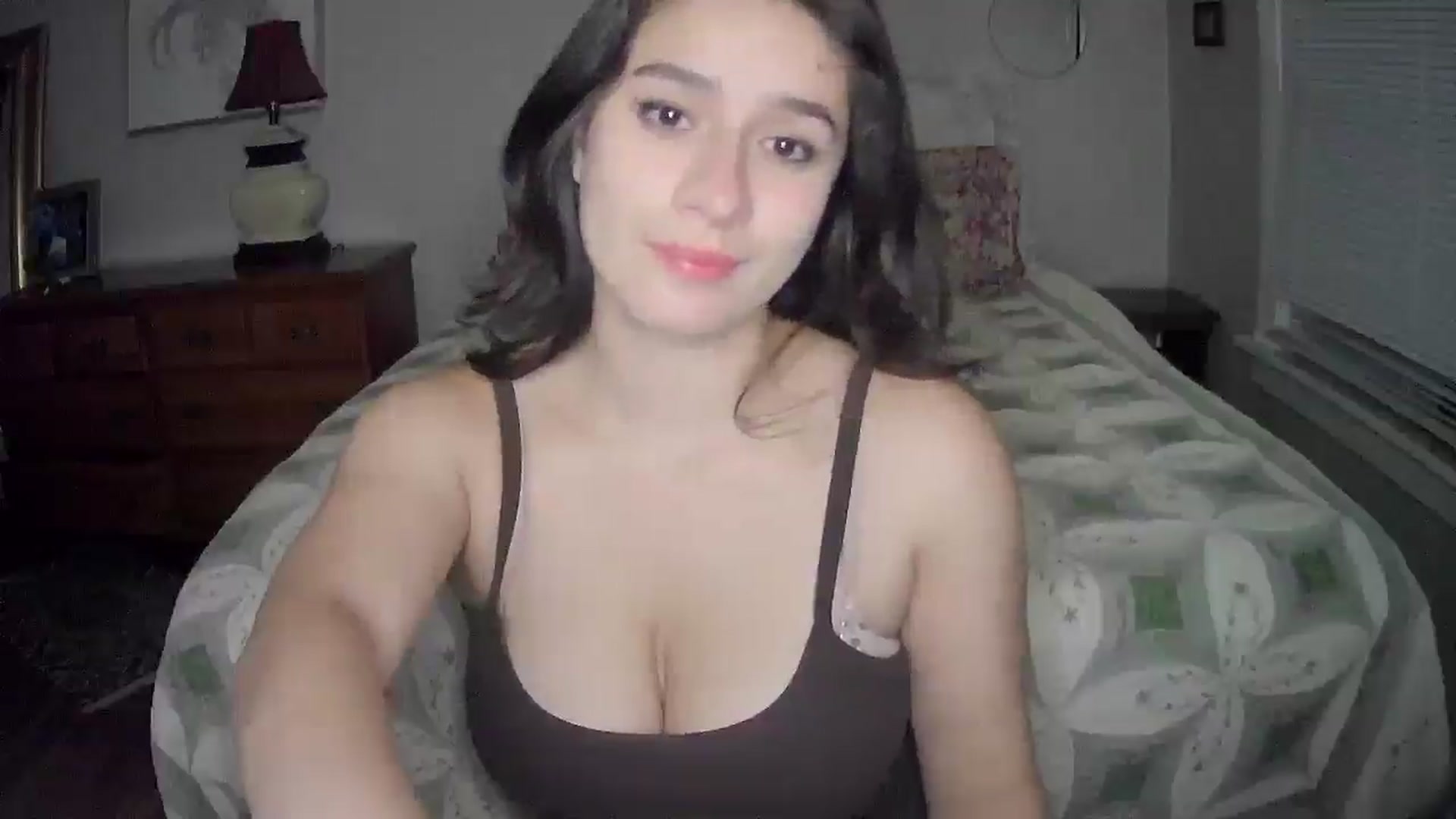 Gallery image thumbnail from ValentinaX4's myfreecams stream on, 04/14/2025, 09:47 image 10 of 20