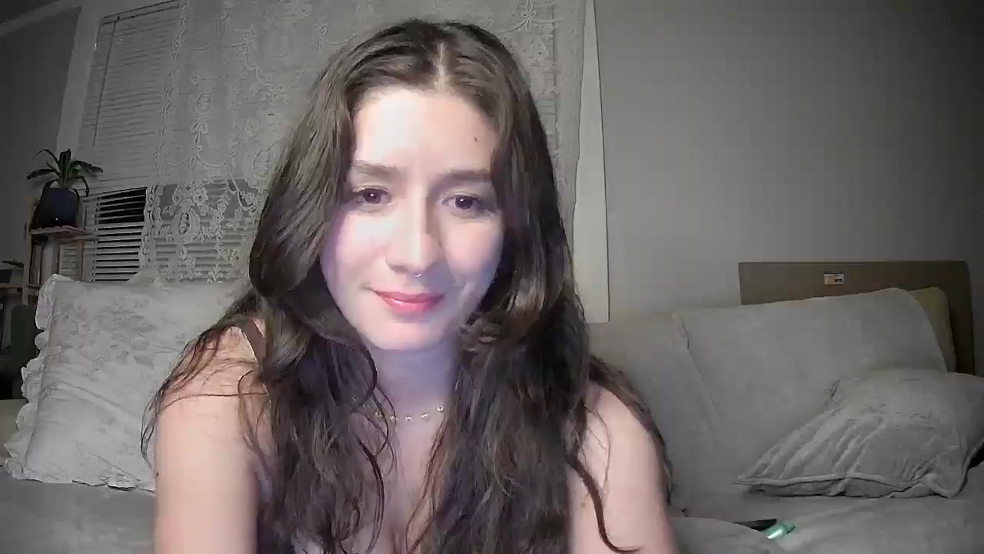 Gallery image thumbnail from ValentinaX4's myfreecams stream on, 05/07/2025, 11:38 image 5 of 20