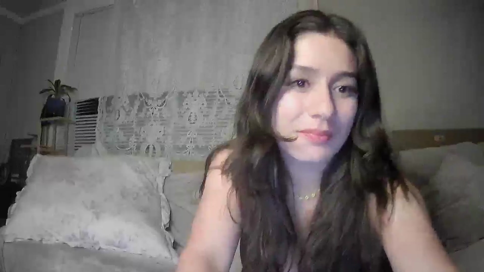 Gallery image thumbnail from ValentinaX4's myfreecams stream on, 05/07/2025, 12:27 image 12 of 20