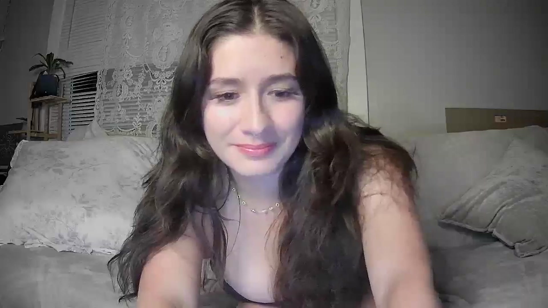 Gallery image thumbnail from ValentinaX4's myfreecams stream on, 05/07/2025, 12:27 image 7 of 20