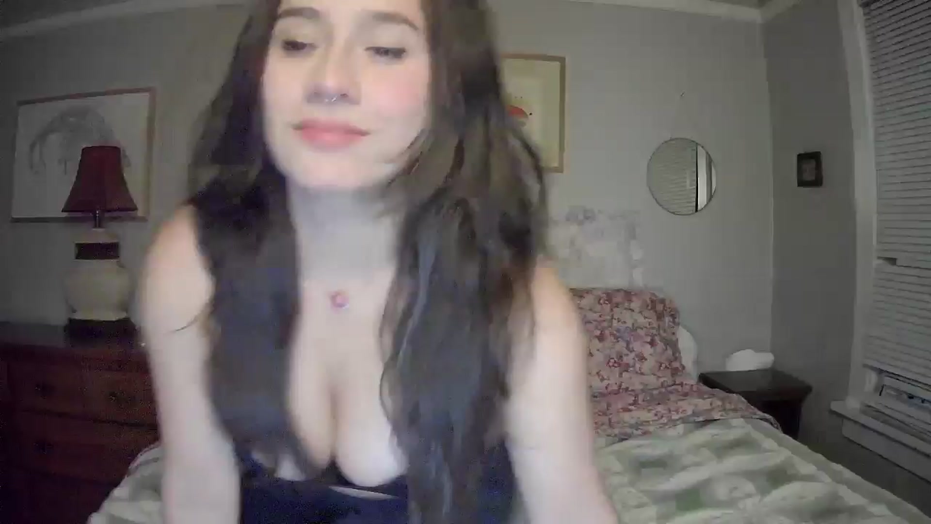 Gallery image thumbnail from ValentinaX4's myfreecams stream on, 06/04/2025, 09:01 image 1 of 20