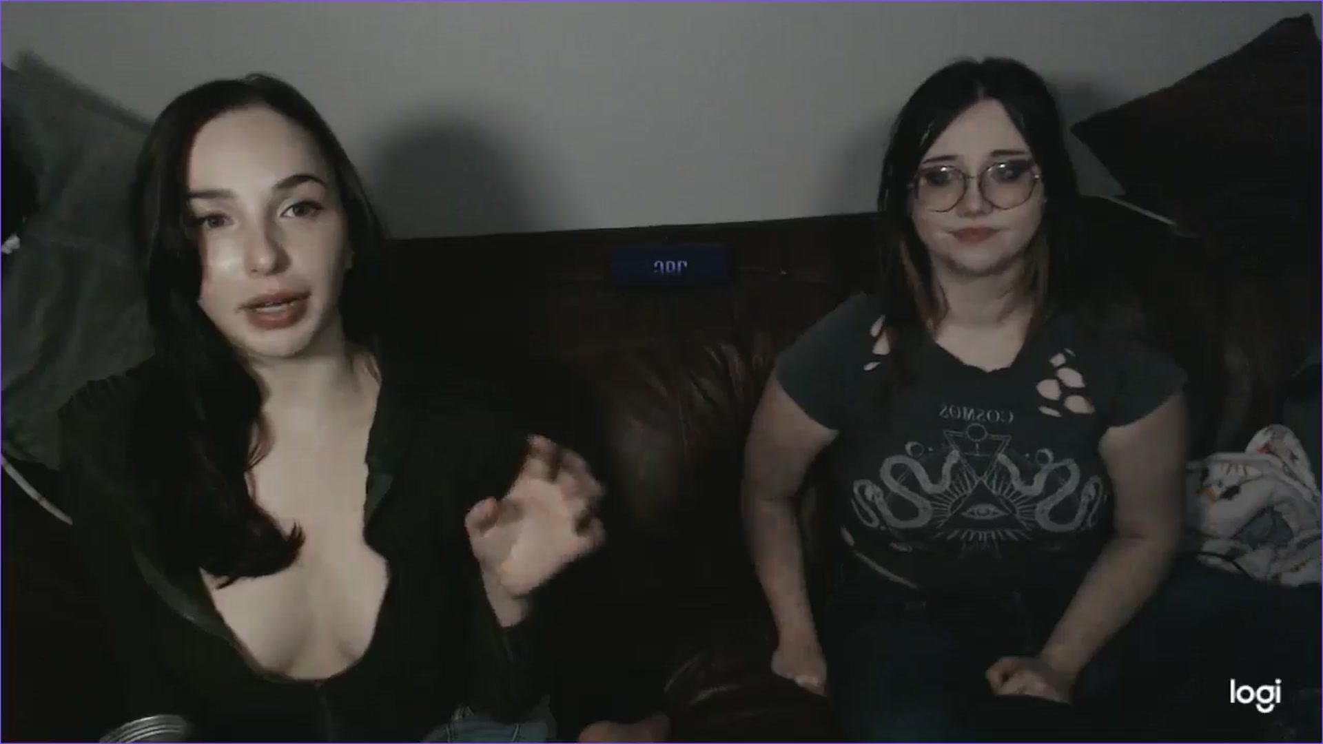 Gallery image thumbnail from ValentineR's myfreecams stream on, 04/09/2026, 14:04 image 3 of 20