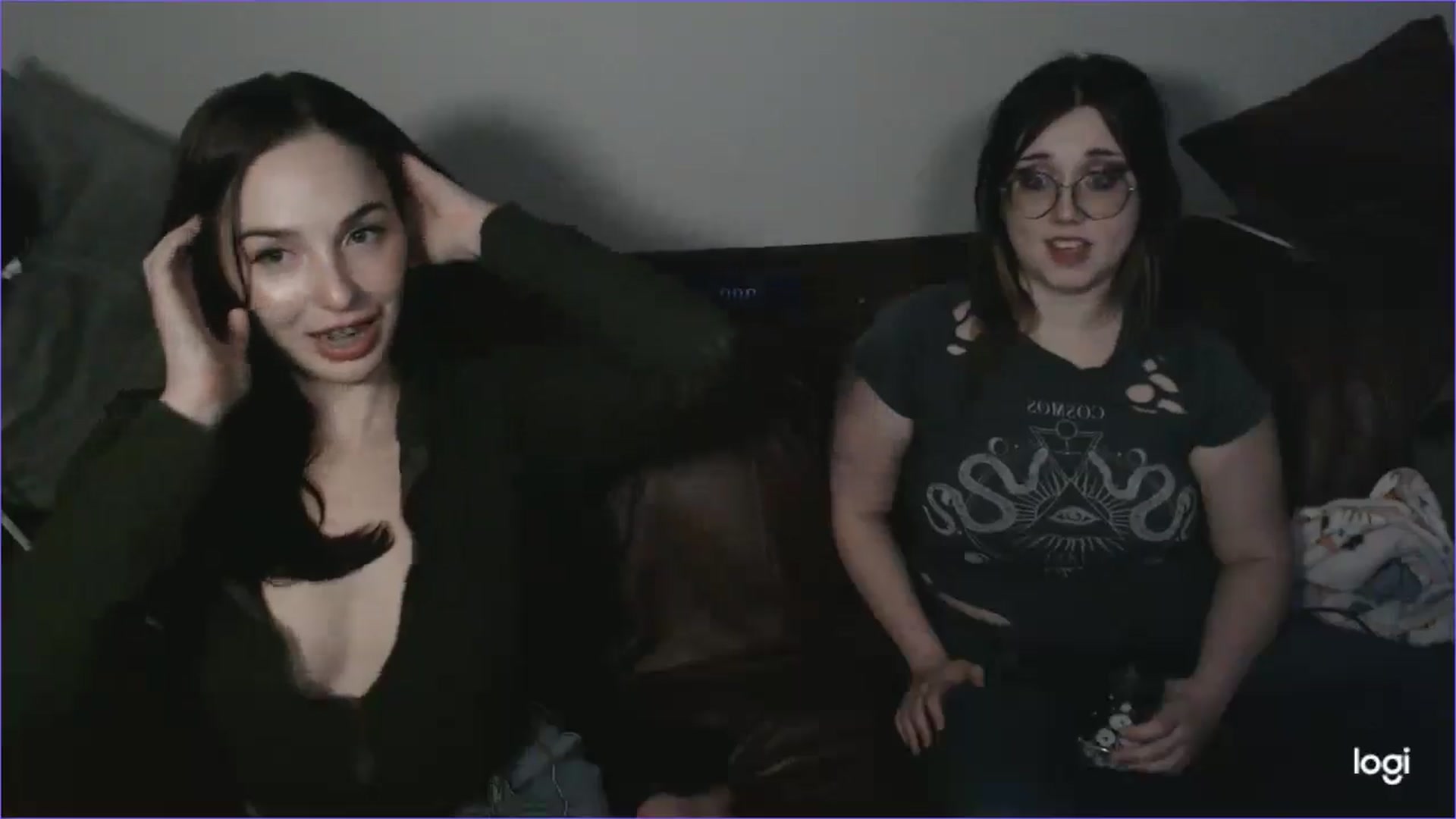 Gallery image thumbnail from ValentineR's myfreecams stream on, 04/09/2026, 14:04 image 2 of 20