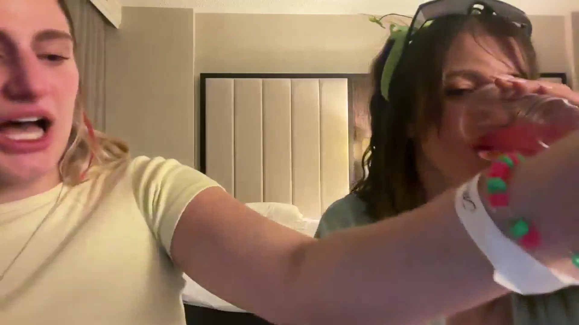 Gallery image thumbnail from Valentinebby's myfreecams stream on, 12/29/2024, 12:57 image 11 of 20