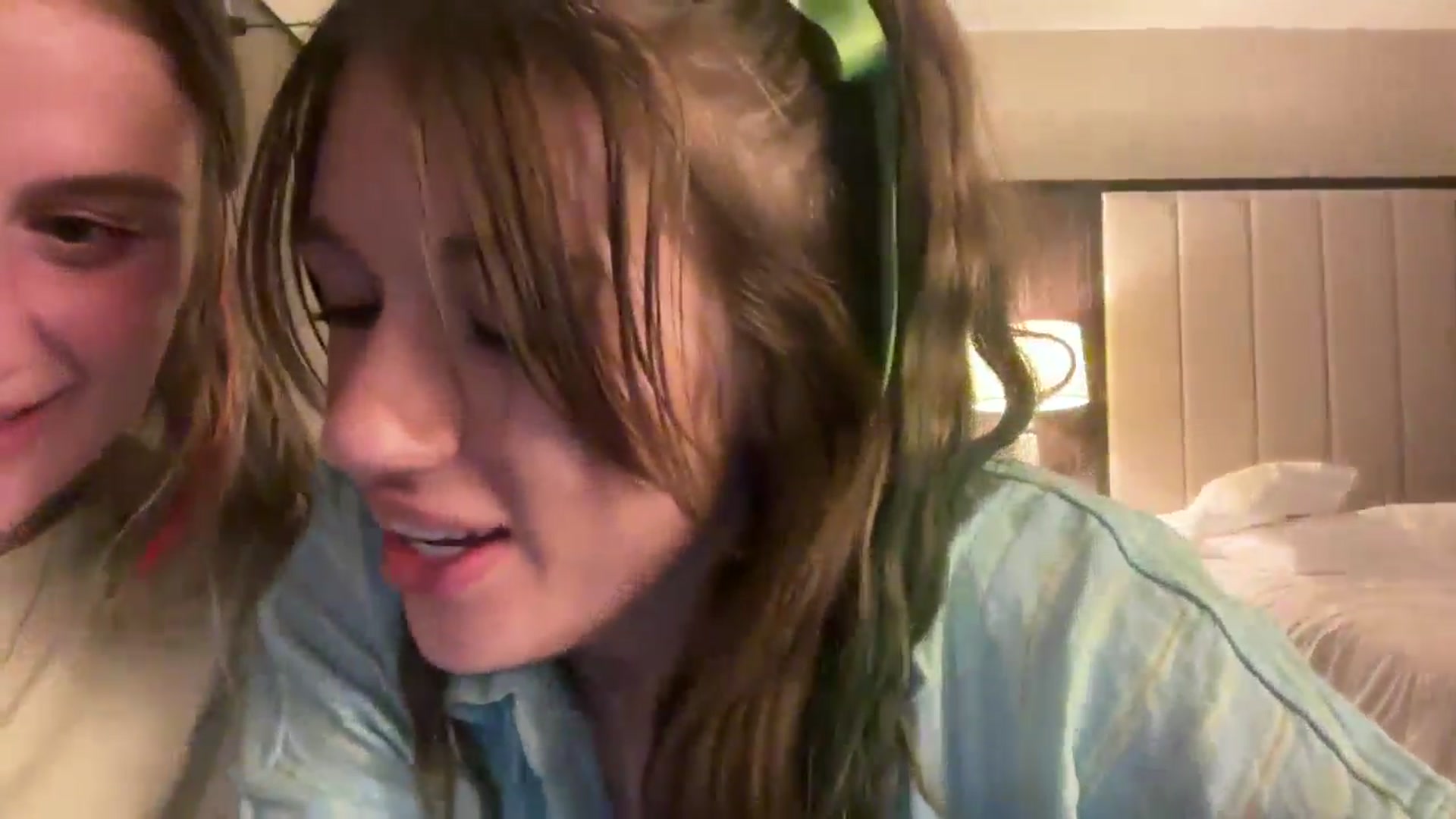 Gallery image thumbnail from Valentinebby's myfreecams stream on, 12/29/2024, 12:57 image 19 of 20