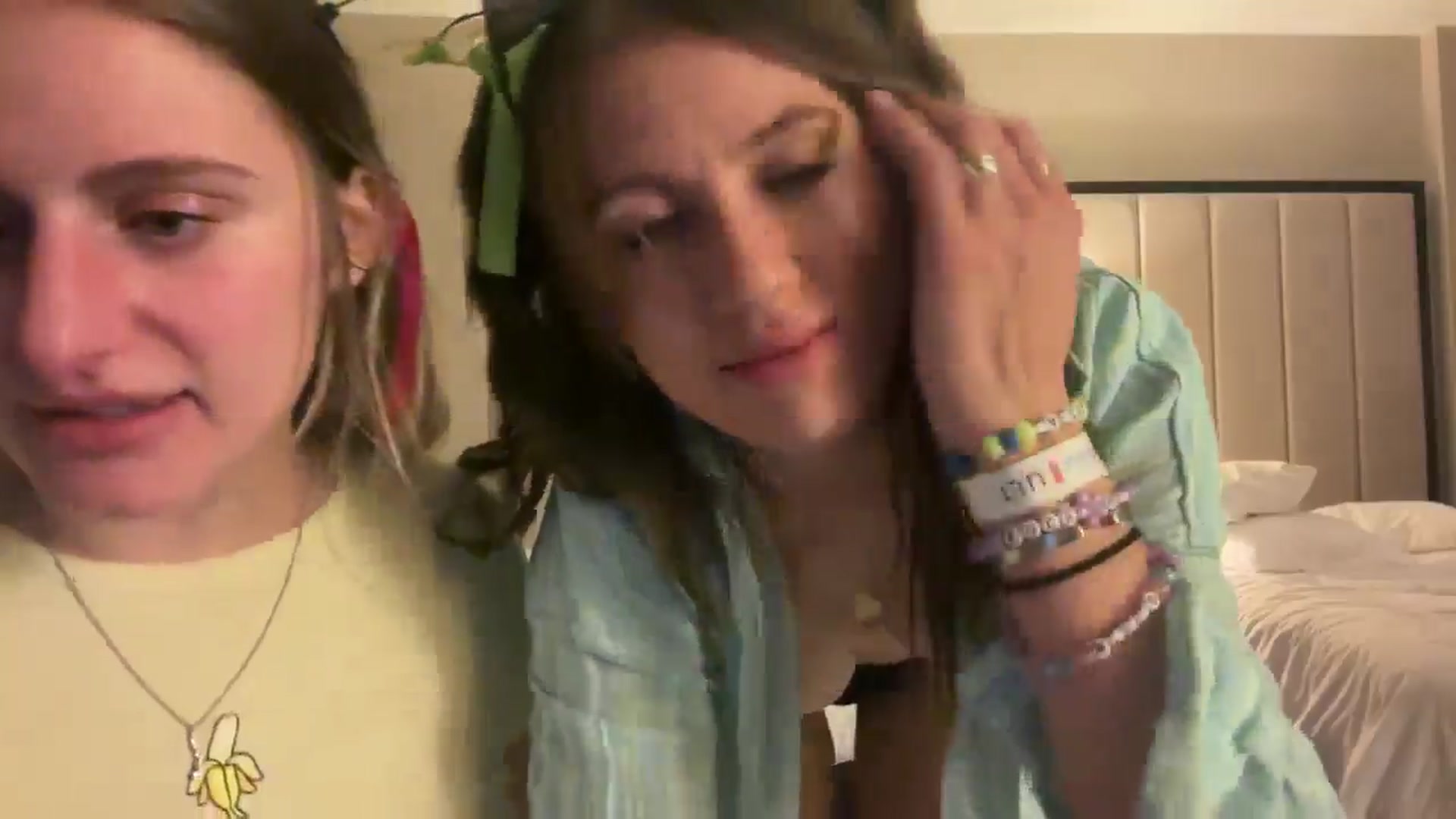 Gallery image thumbnail from Valentinebby's myfreecams stream on, 12/29/2024, 12:57 image 12 of 20