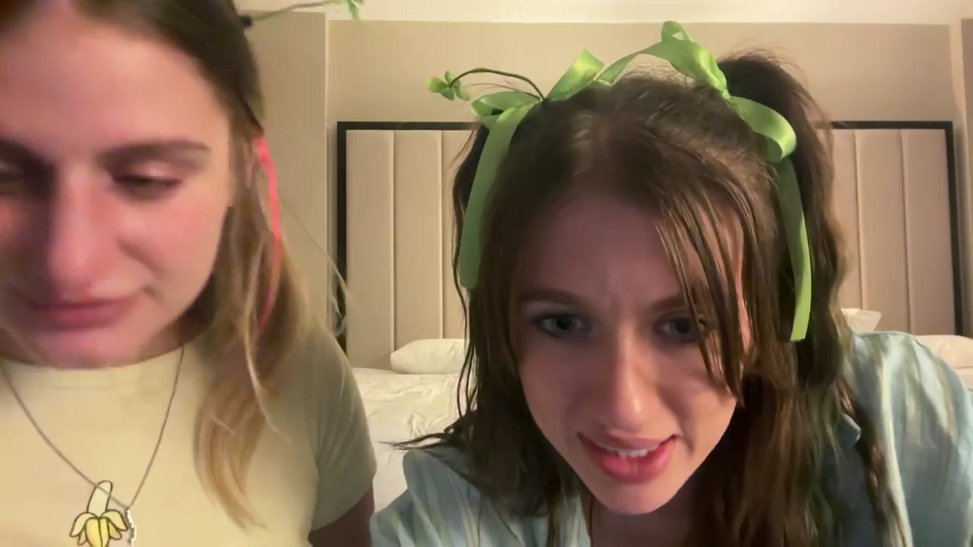 Gallery image thumbnail from Valentinebby's myfreecams stream on, 12/29/2024, 12:57 image 16 of 20