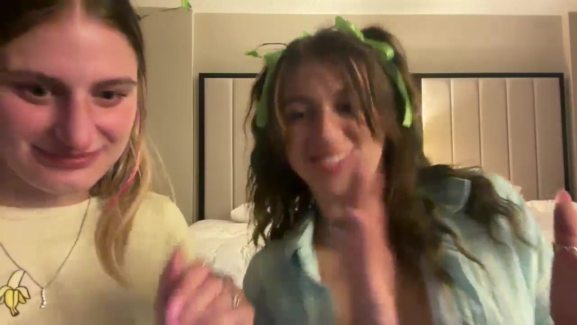 Gallery image thumbnail from Valentinebby's myfreecams stream on, 12/29/2024, 12:57 image 15 of 20