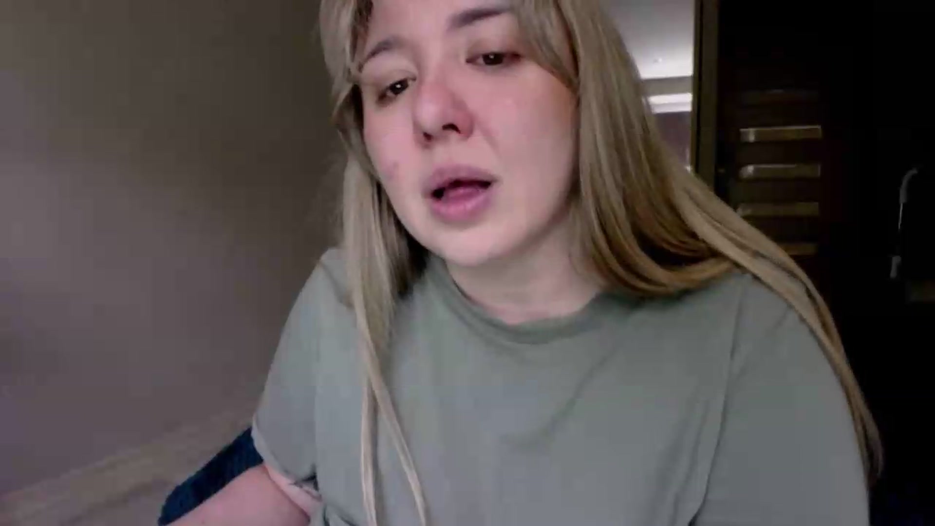 Gallery image thumbnail from ValeriCutiexx's myfreecams stream on, 06/15/2026, 15:40 image 20 of 20