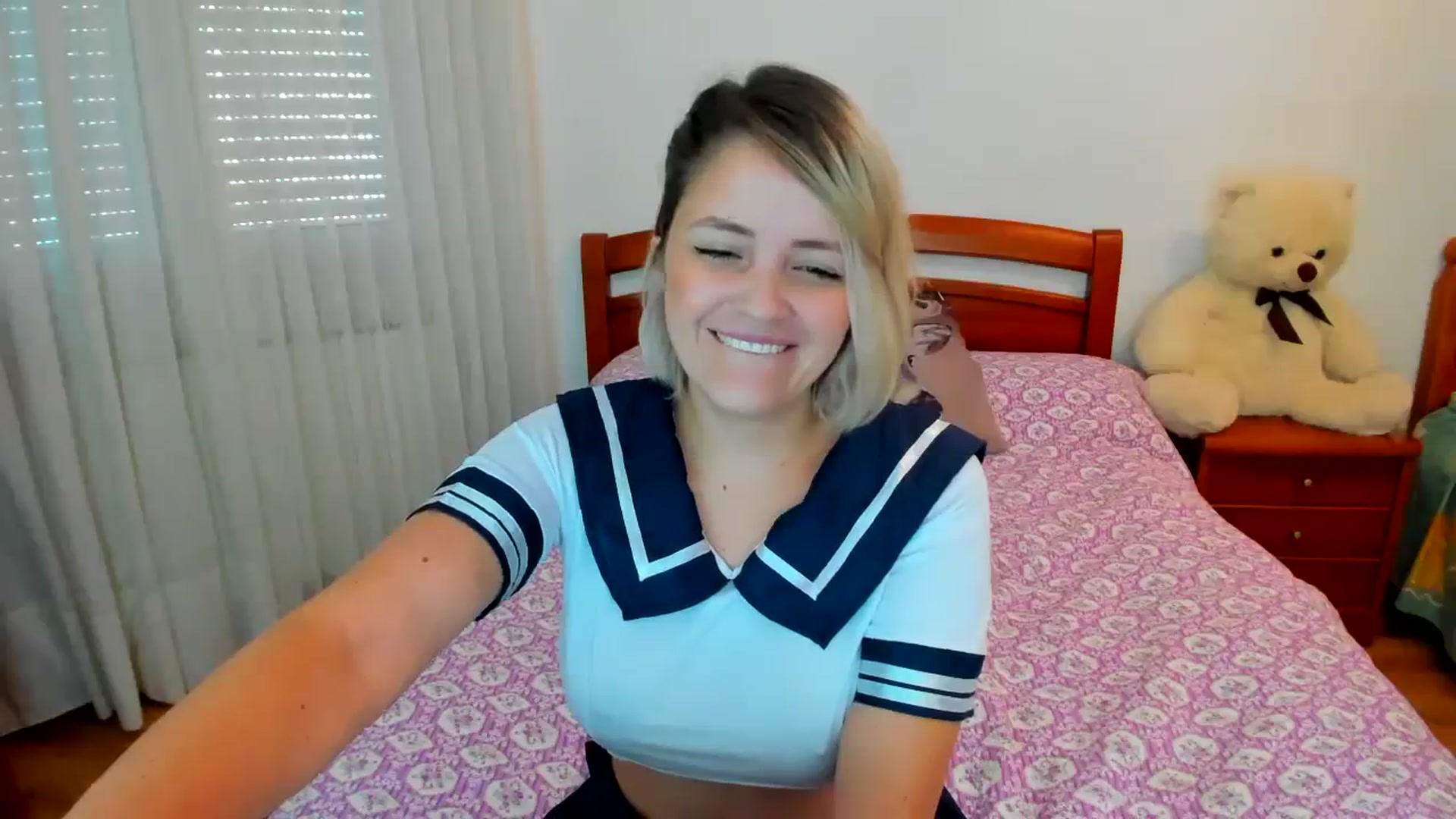 Gallery image thumbnail from ValeriaRussel's myfreecams stream on, 03/15/2024, 11:56 image 11 of 20