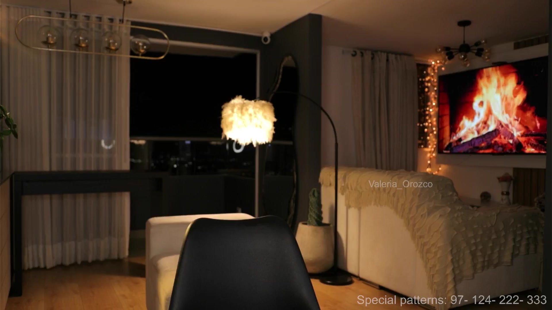 Gallery image thumbnail from Valeria_o's myfreecams stream on, 06/30/2025, 07:07 image 9 of 20