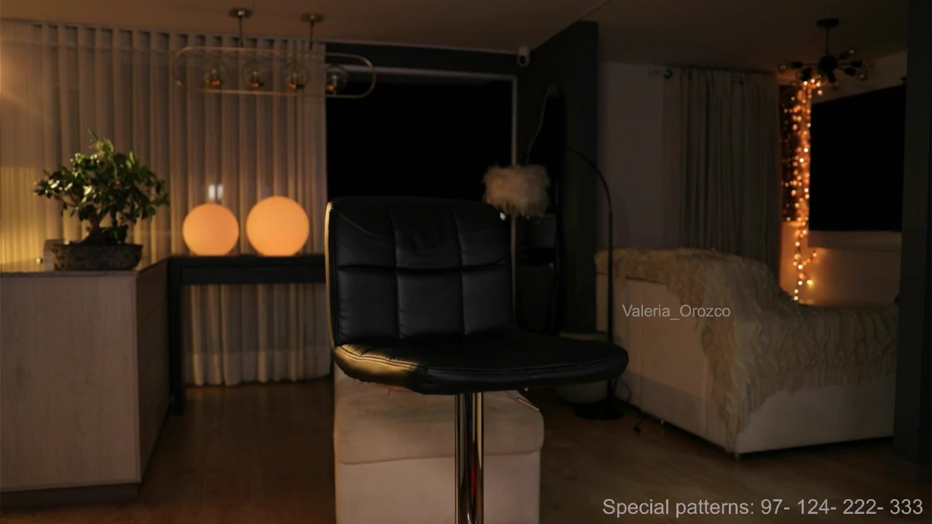 Gallery image thumbnail from Valeria_o's myfreecams stream on, 07/07/2025, 06:30 image 6 of 20