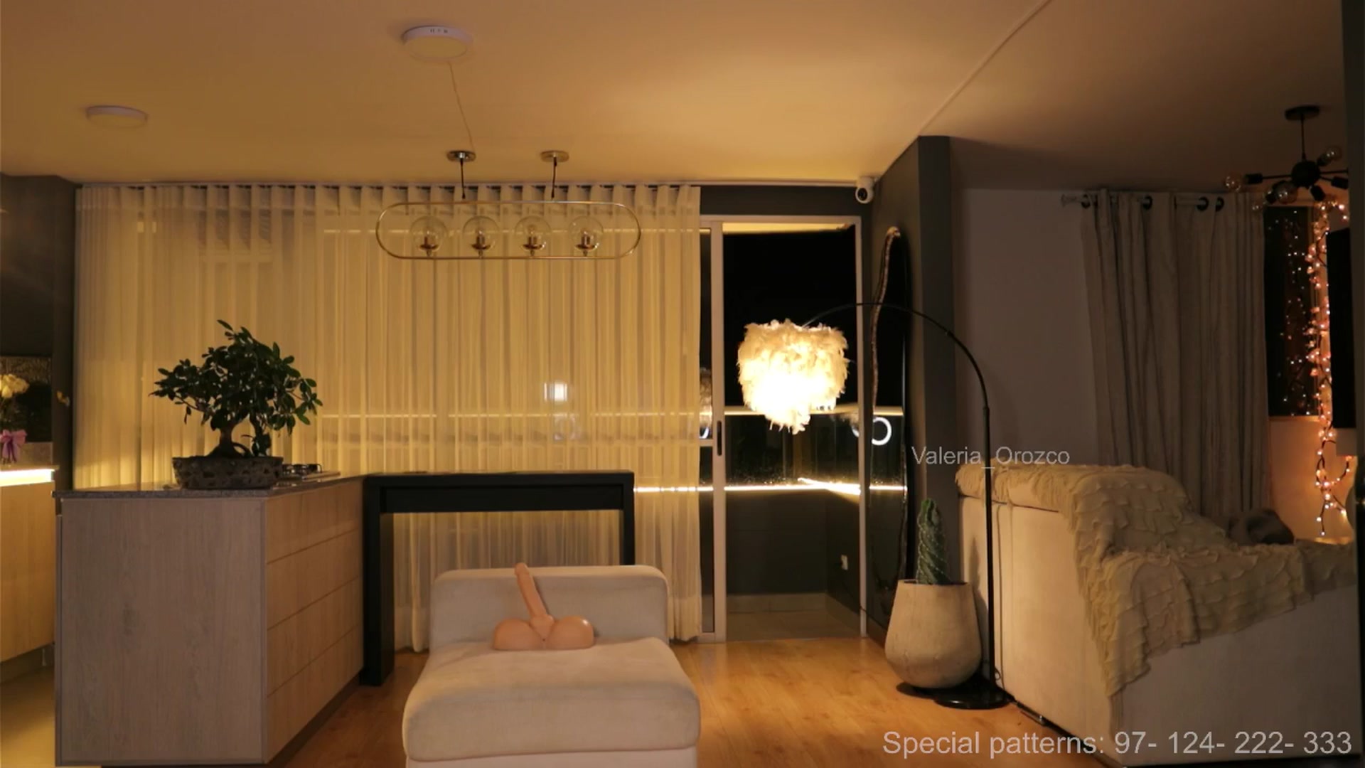 Gallery image thumbnail from Valeria_o's myfreecams stream on, 08/11/2025, 06:36 image 15 of 20