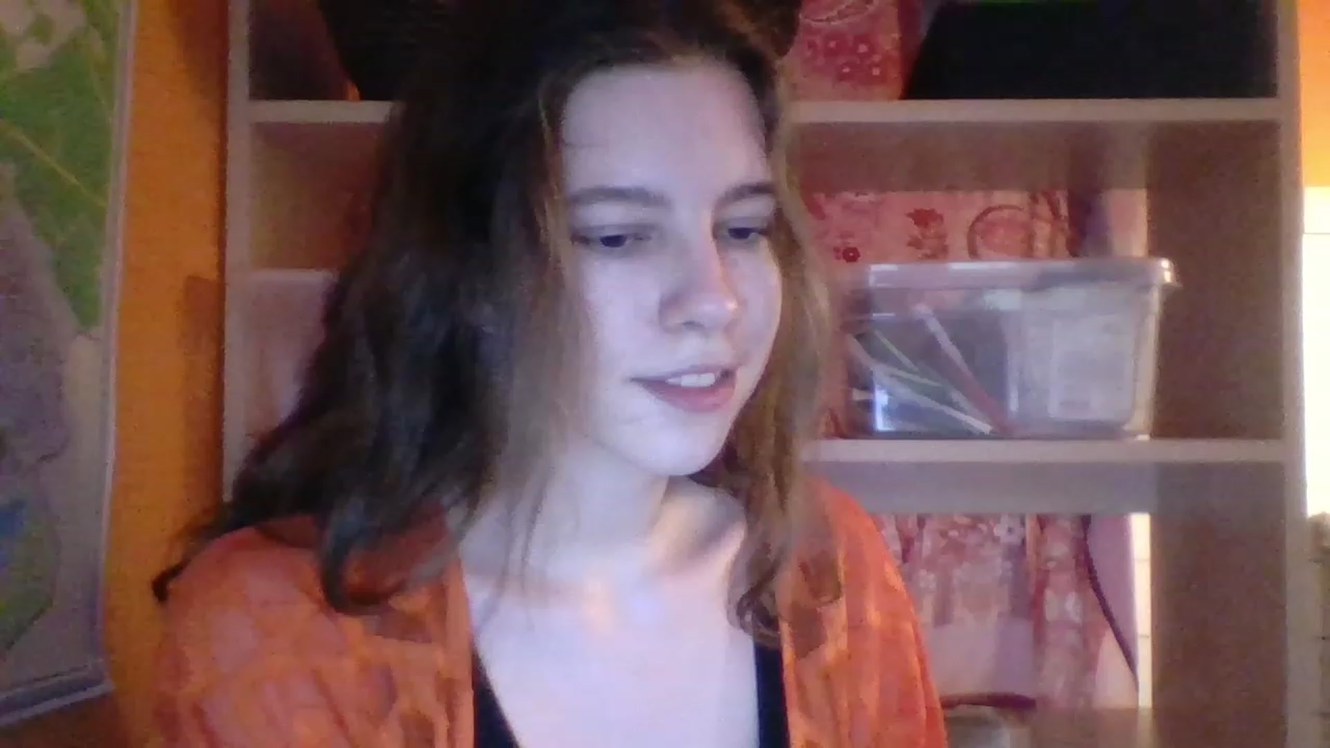 Gallery image thumbnail from Valeriana_'s myfreecams stream on, 08/03/2023, 17:46 image 16 of 20