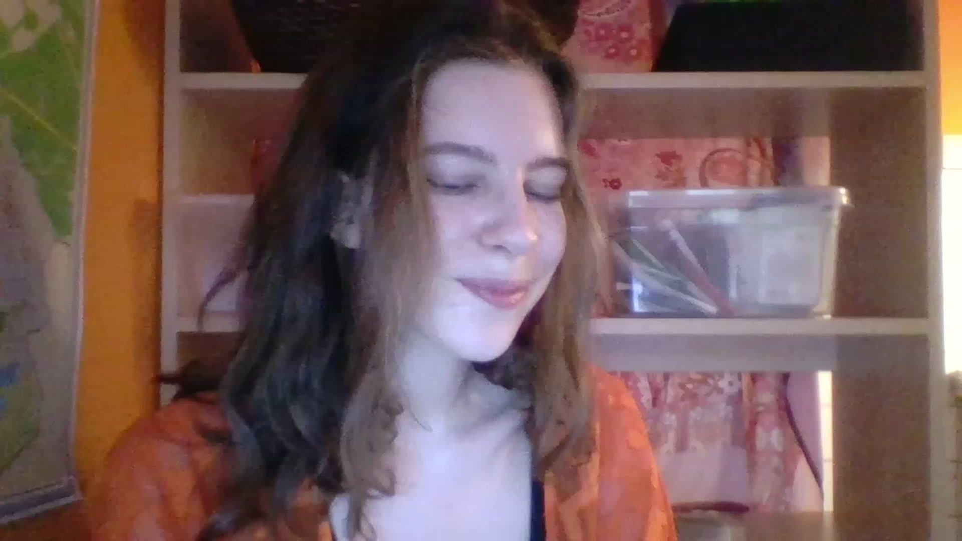 Gallery image thumbnail from Valeriana_'s myfreecams stream on, 08/03/2023, 17:46 image 14 of 20