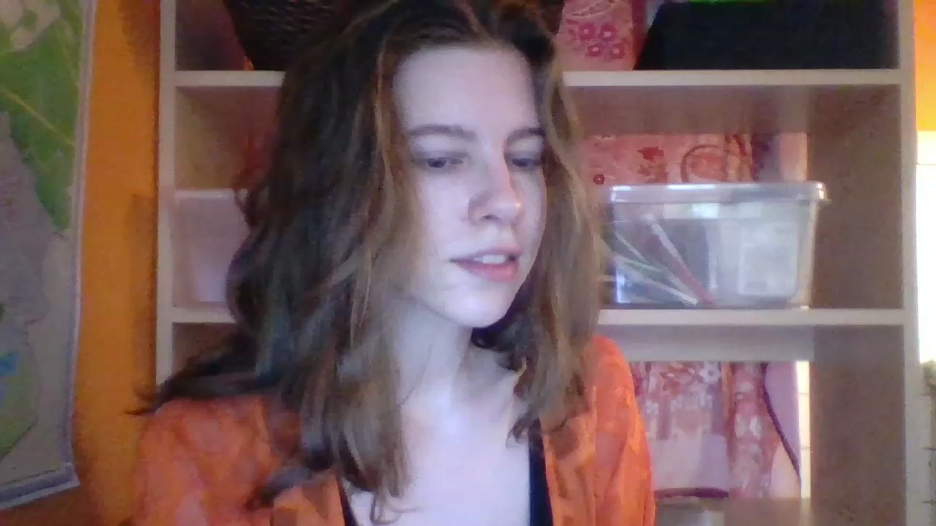 Gallery image thumbnail from Valeriana_'s myfreecams stream on, 08/03/2023, 17:46 image 6 of 20