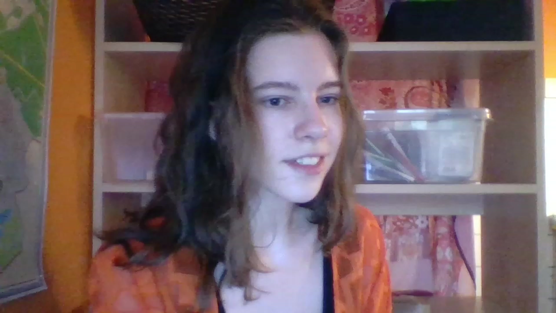 Gallery image thumbnail from Valeriana_'s myfreecams stream on, 08/03/2023, 17:46 image 7 of 20