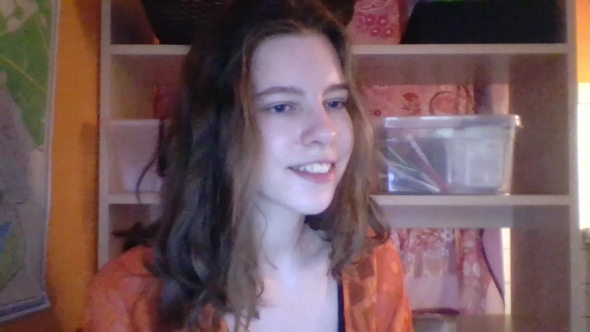 Gallery image thumbnail from Valeriana_'s myfreecams stream on, 08/03/2023, 17:46 image 13 of 20