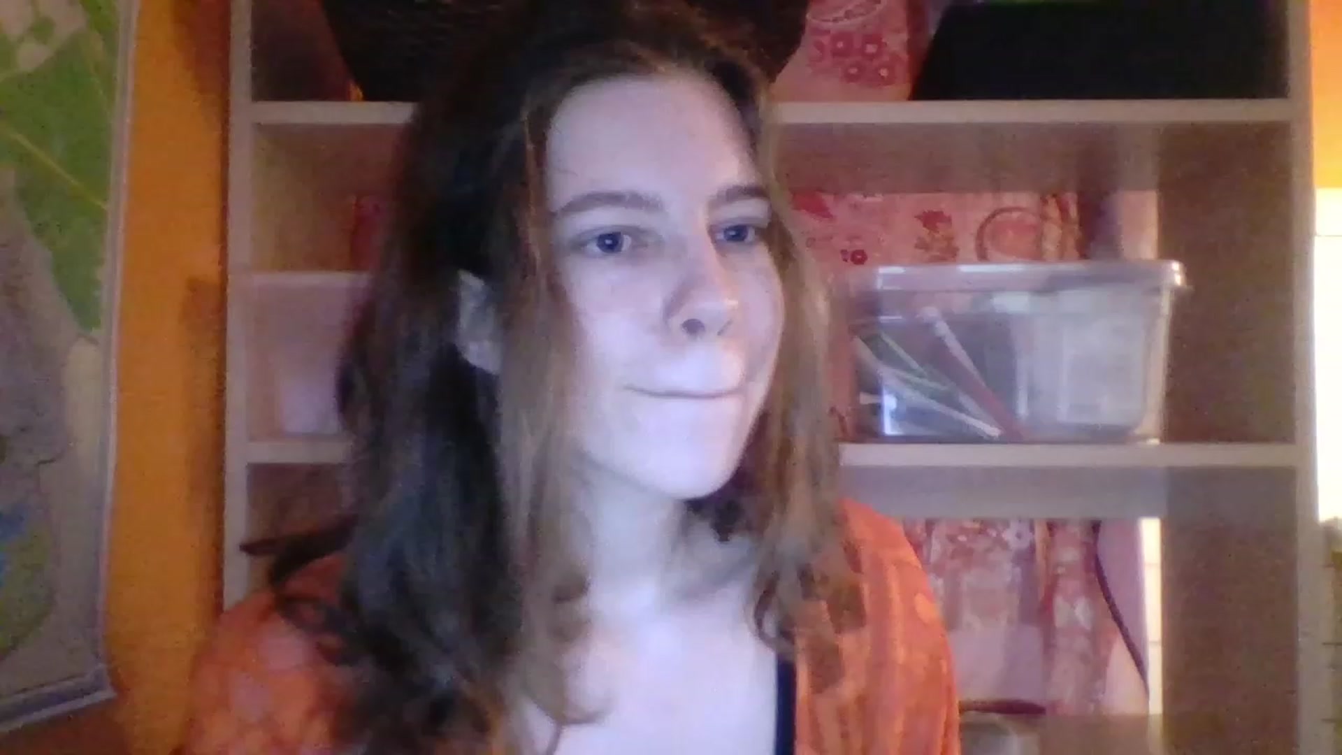 Gallery image thumbnail from Valeriana_'s myfreecams stream on, 08/03/2023, 17:46 image 15 of 20