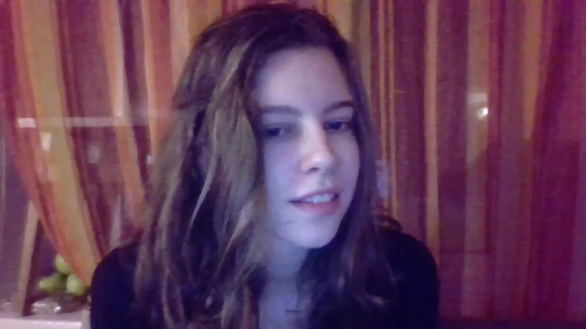 Gallery image thumbnail from Valeriana_'s myfreecams stream on, 08/10/2023, 22:00 image 10 of 20