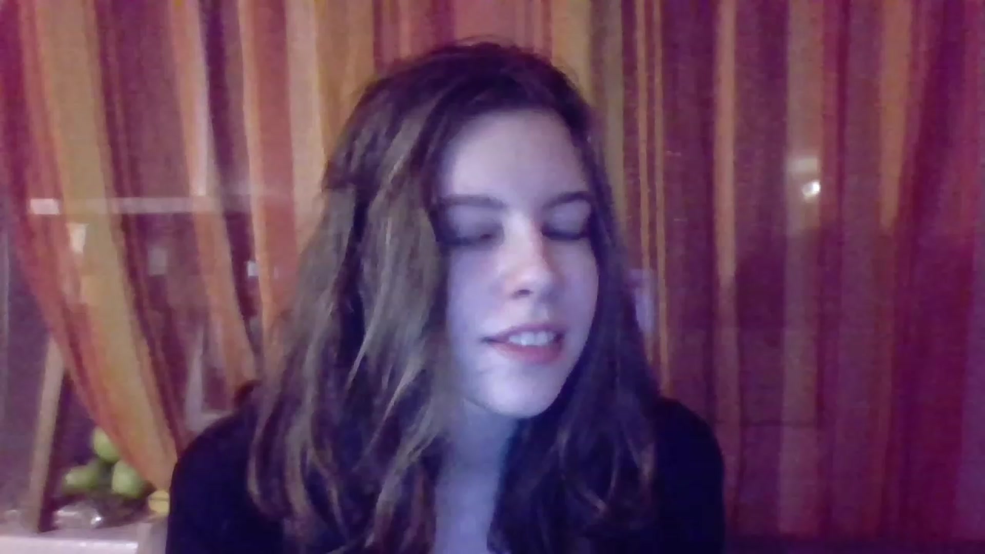 Gallery image thumbnail from Valeriana_'s myfreecams stream on, 08/10/2023, 22:00 image 16 of 20
