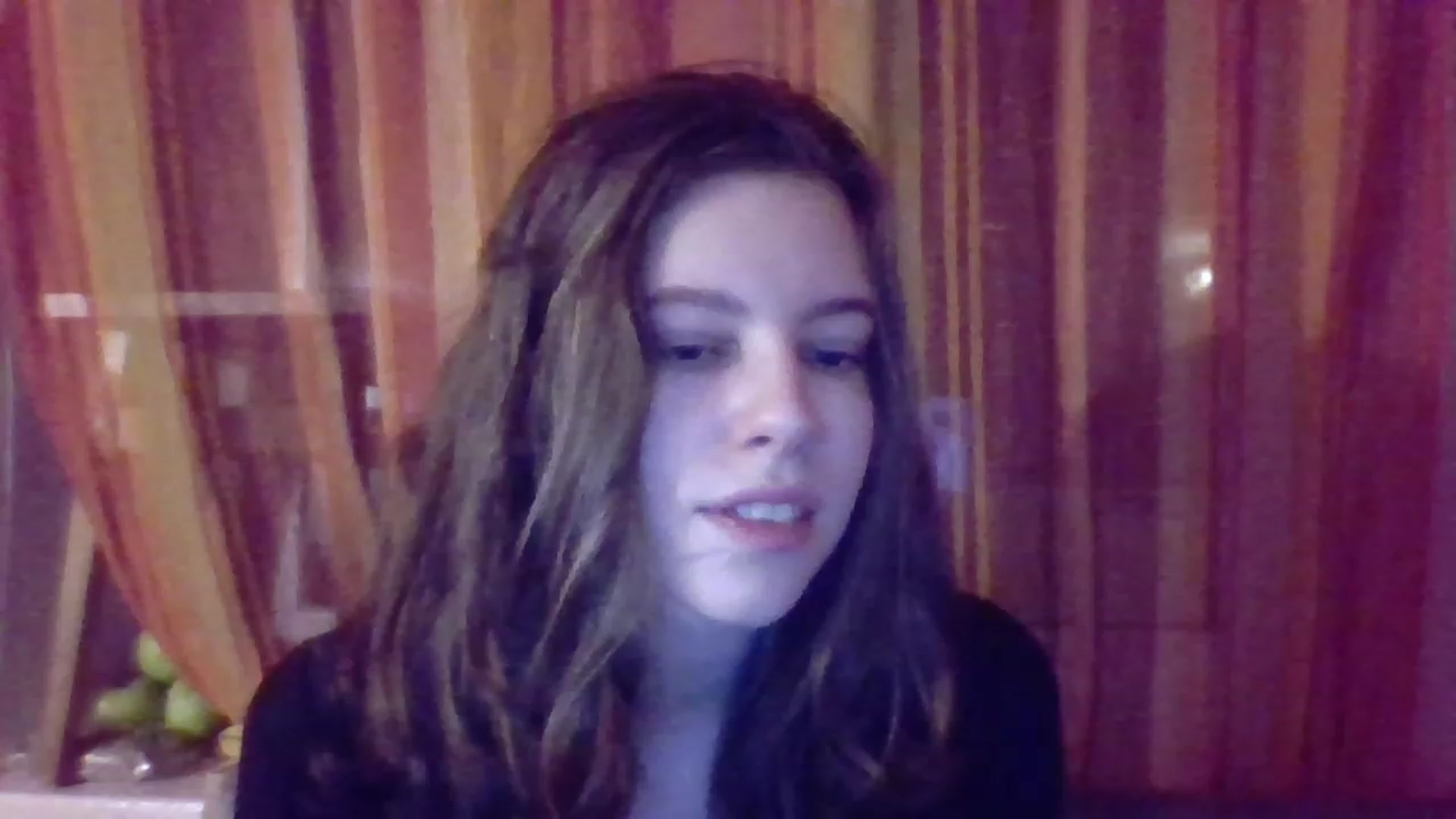 Gallery image thumbnail from Valeriana_'s myfreecams stream on, 08/10/2023, 22:00 image 17 of 20