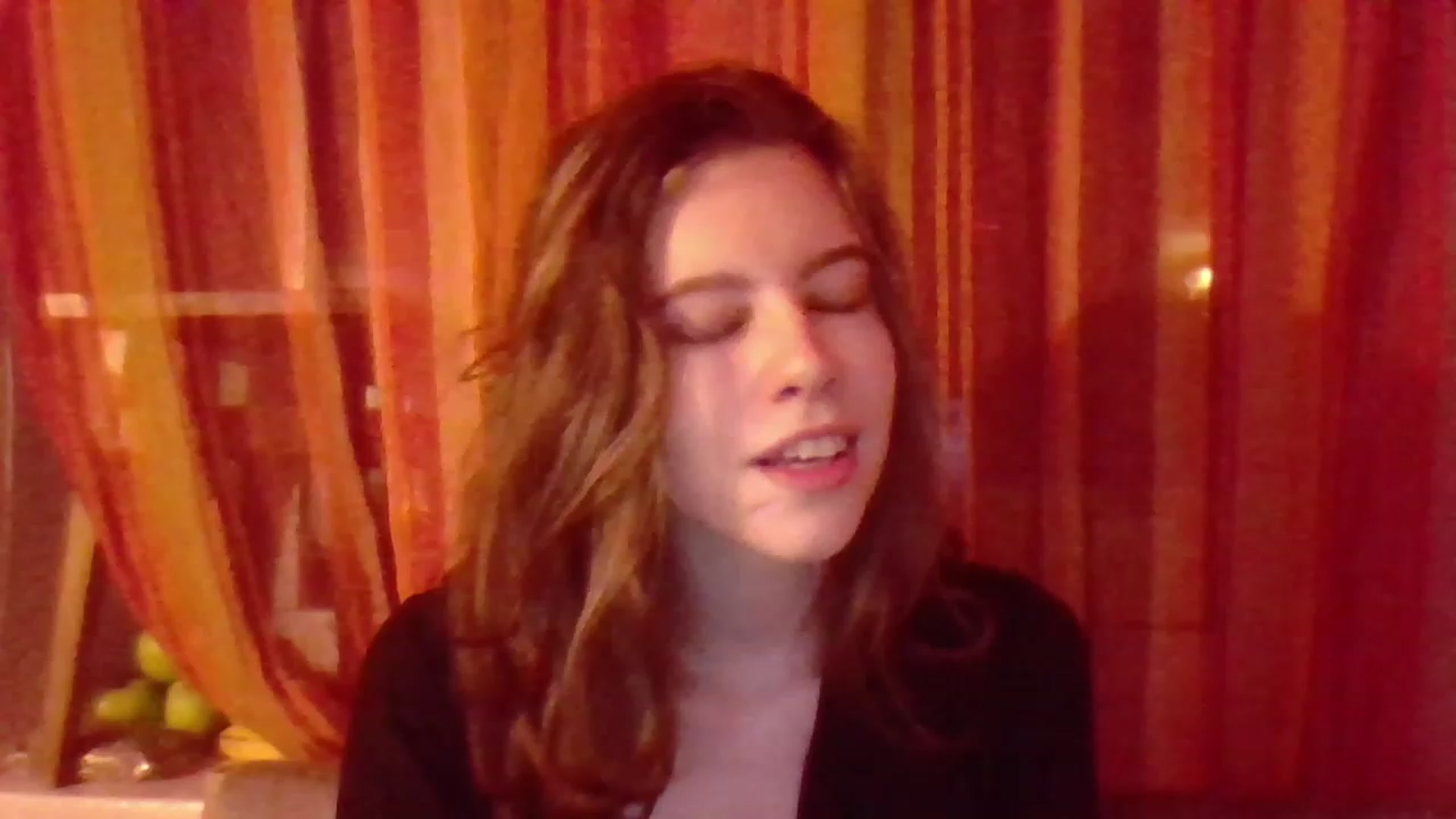 Gallery image thumbnail from Valeriana_'s myfreecams stream on, 08/10/2023, 22:00 image 2 of 20