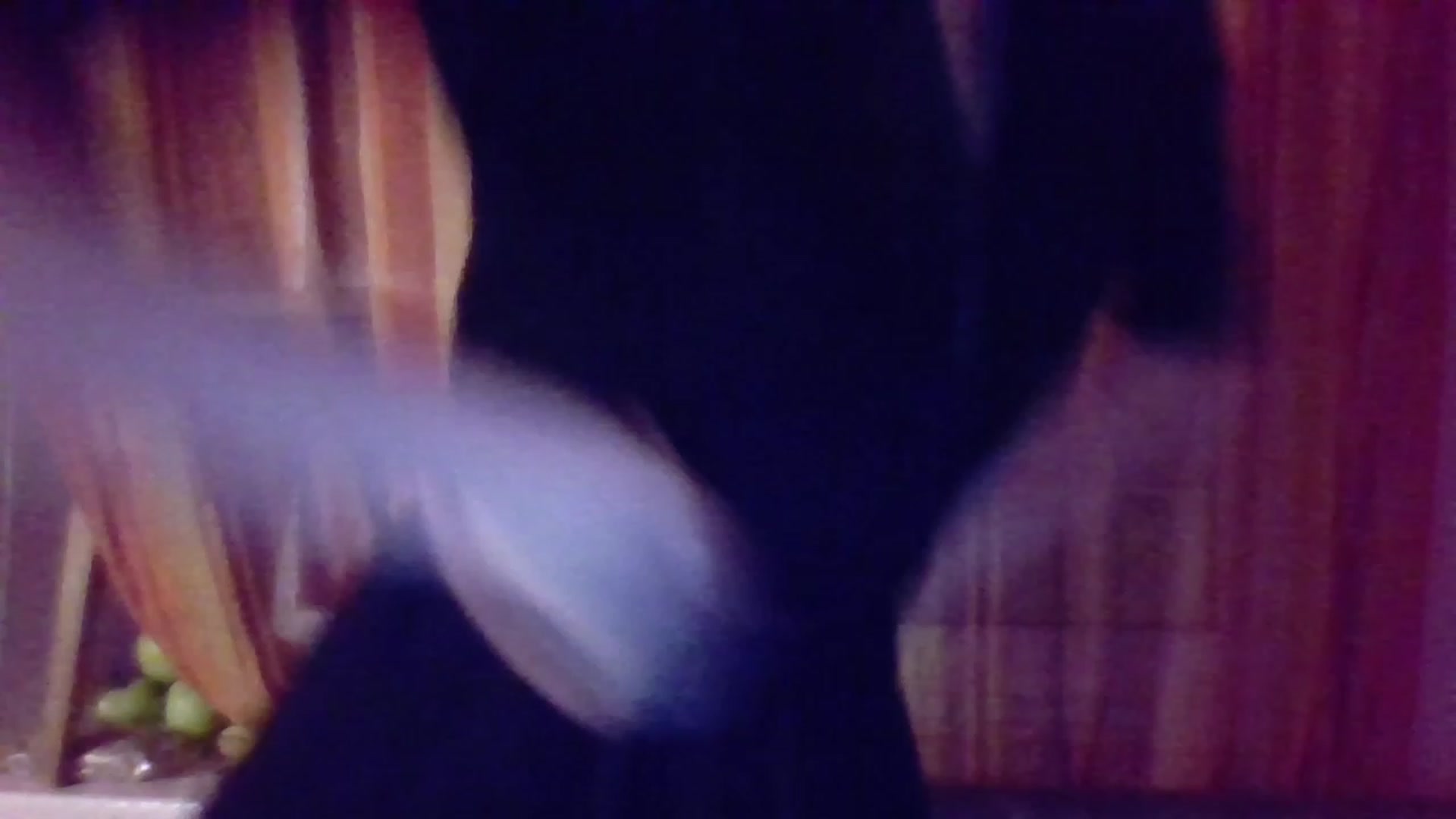 Gallery image thumbnail from Valeriana_'s myfreecams stream on, 08/10/2023, 22:00 image 11 of 20