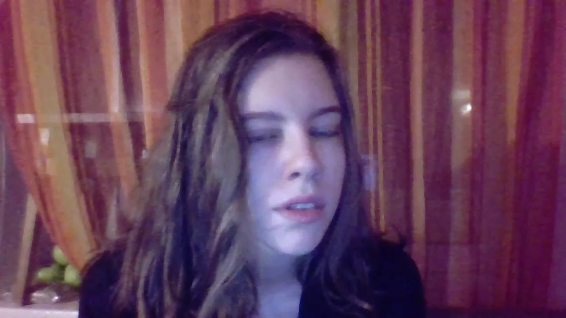 Gallery image thumbnail from Valeriana_'s myfreecams stream on, 08/10/2023, 22:00 image 18 of 20