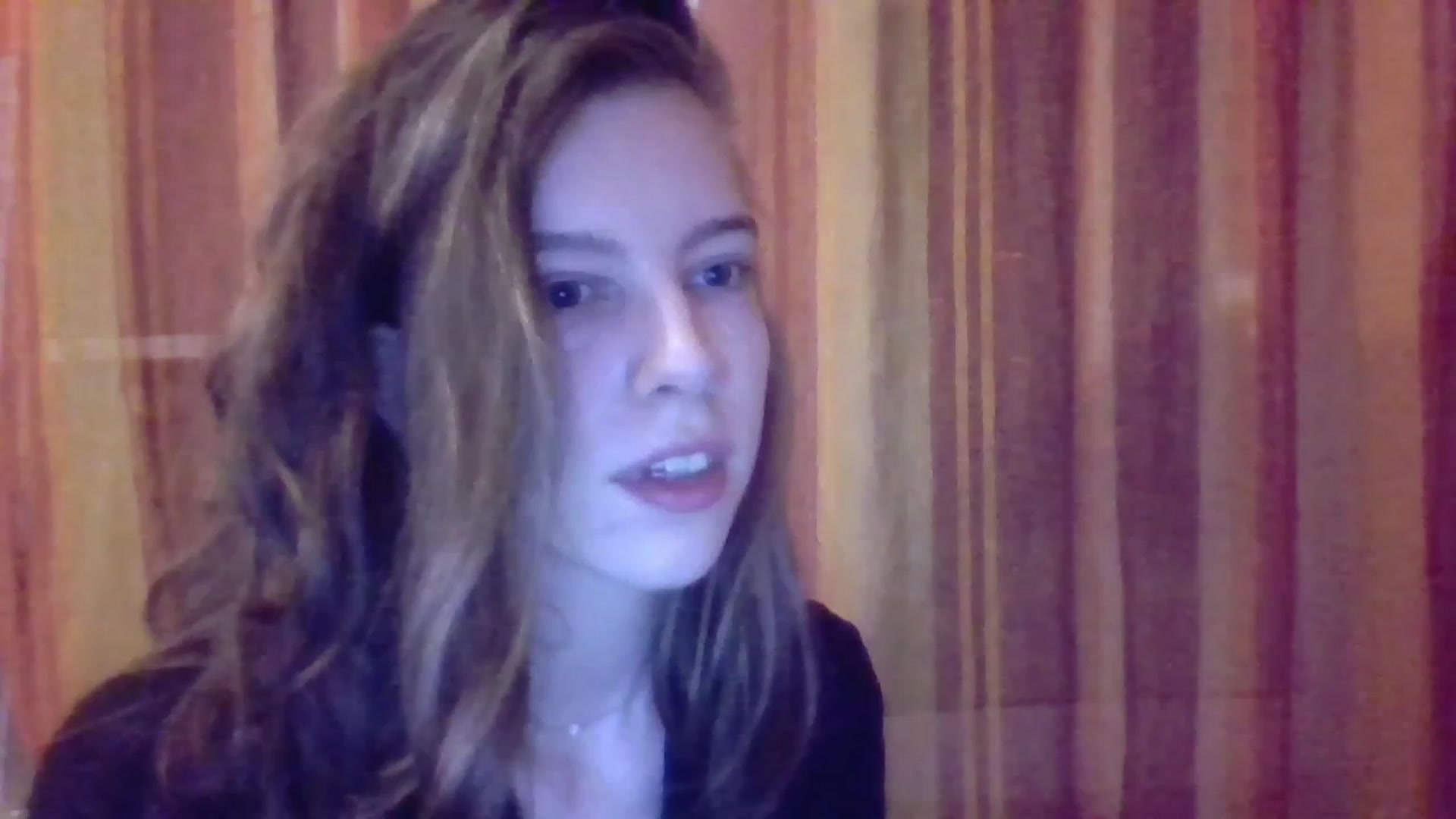 Gallery image thumbnail from Valeriana_'s myfreecams stream on, 08/13/2023, 22:31 image 12 of 20