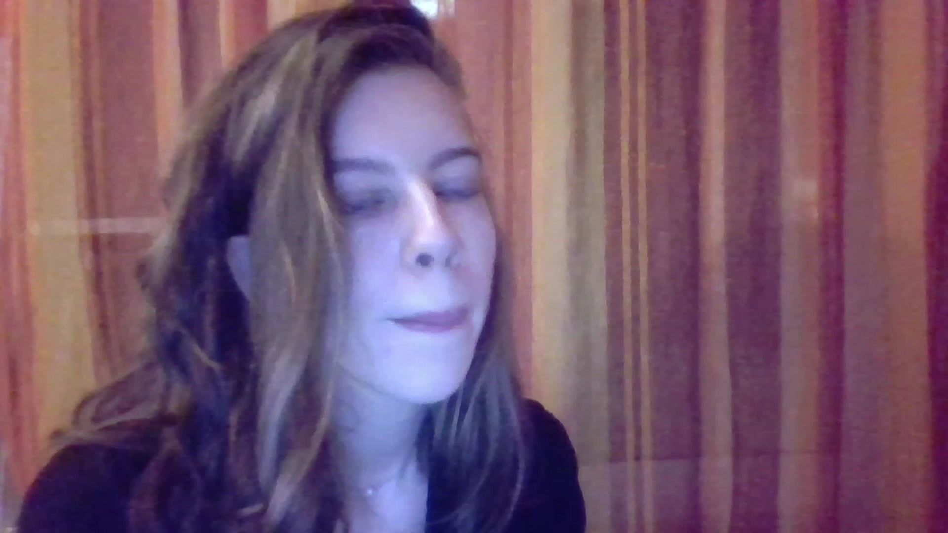 Gallery image thumbnail from Valeriana_'s myfreecams stream on, 08/13/2023, 22:31 image 7 of 20