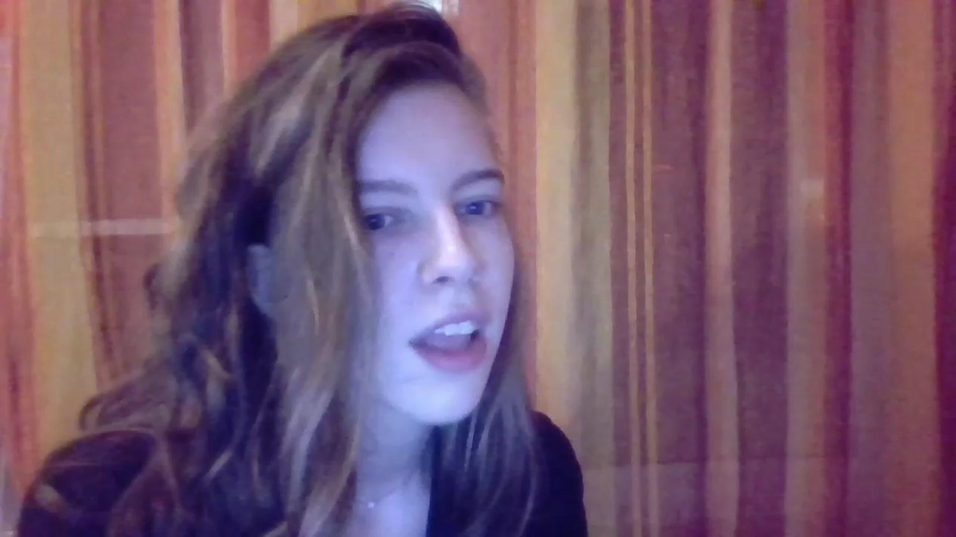 Gallery image thumbnail from Valeriana_'s myfreecams stream on, 08/13/2023, 22:31 image 10 of 20
