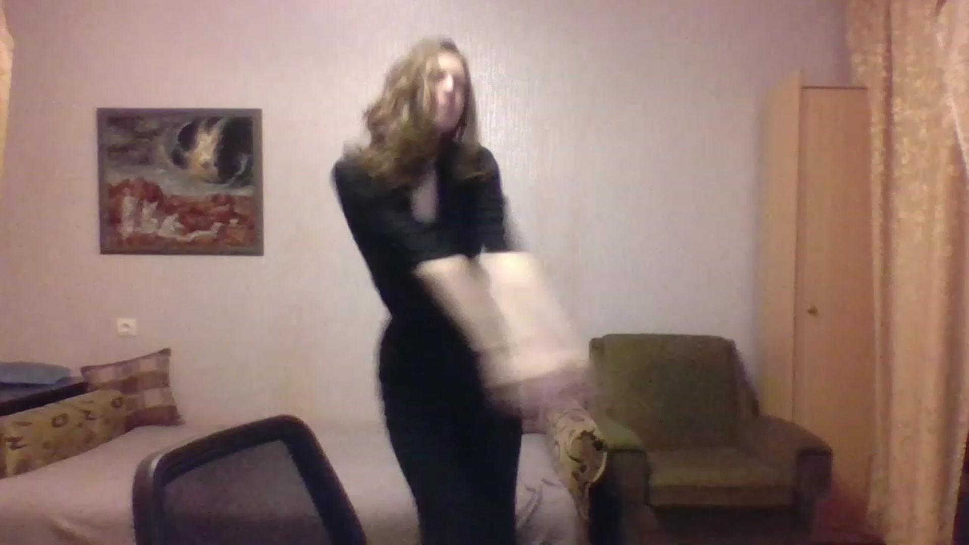Gallery image thumbnail from Valeriana_'s myfreecams stream on, 09/13/2023, 20:06 image 8 of 20