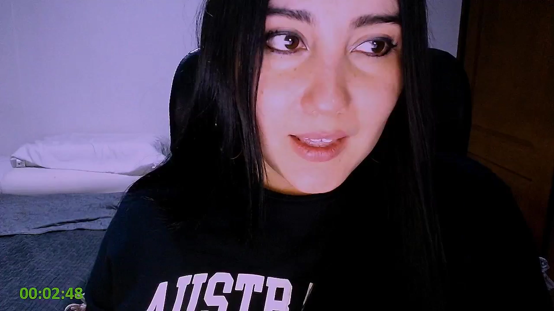 Gallery image thumbnail from Valeriatamayo's myfreecams stream on, 05/06/2025, 08:28 image 19 of 20