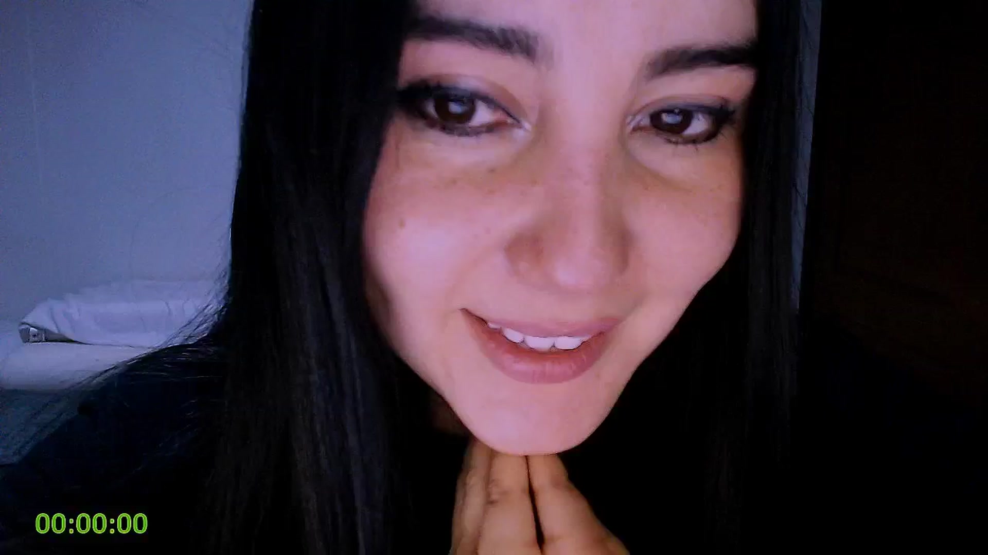 Gallery image thumbnail from Valeriatamayo's myfreecams stream on, 05/06/2025, 08:28 image 4 of 20