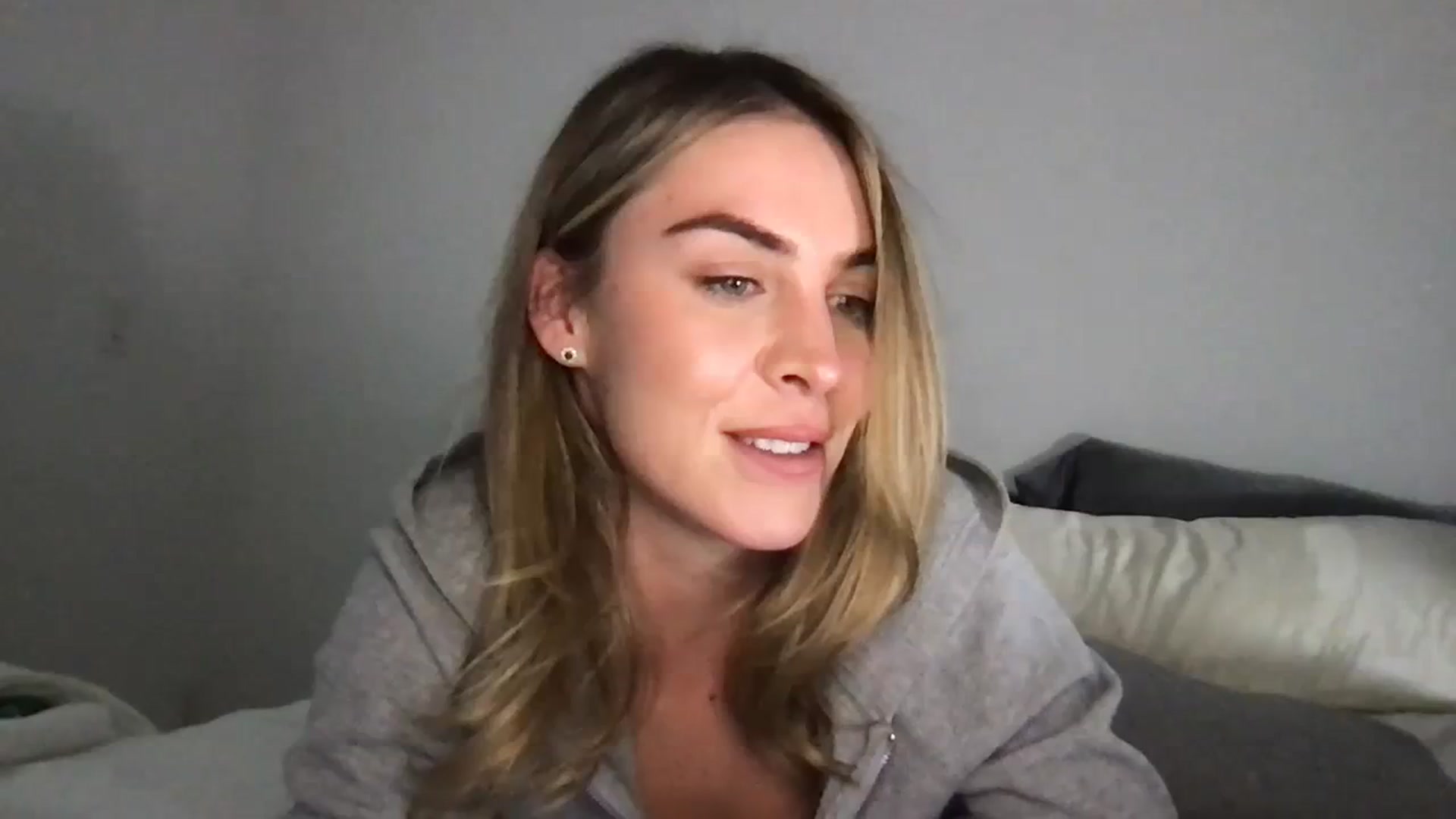 Gallery image thumbnail from Valerie_x0's myfreecams stream on, 01/16/2024, 02:54 image 4 of 20