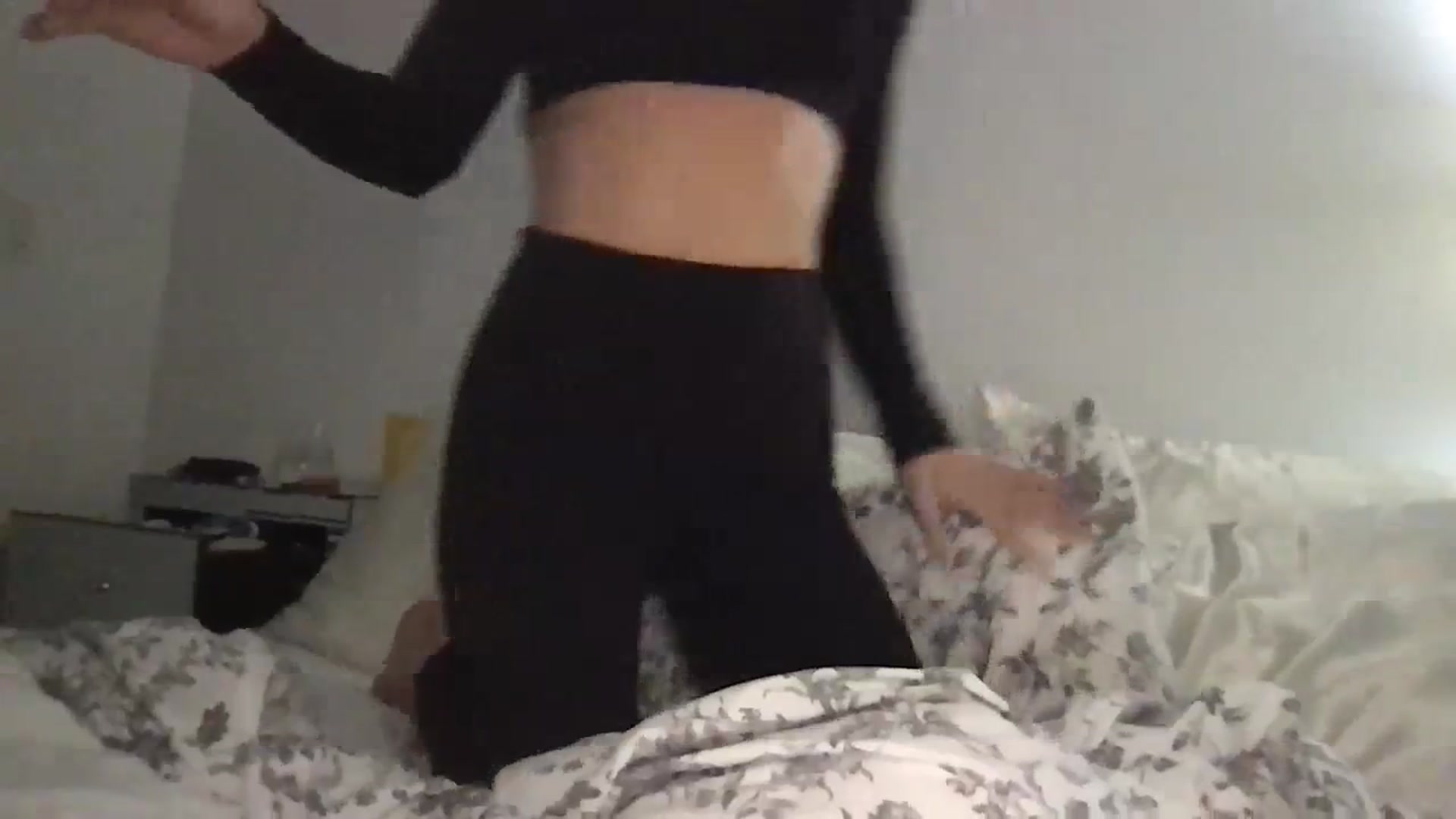 Gallery image thumbnail from Valerie_x0's myfreecams stream on, 03/05/2024, 20:18 image 11 of 20