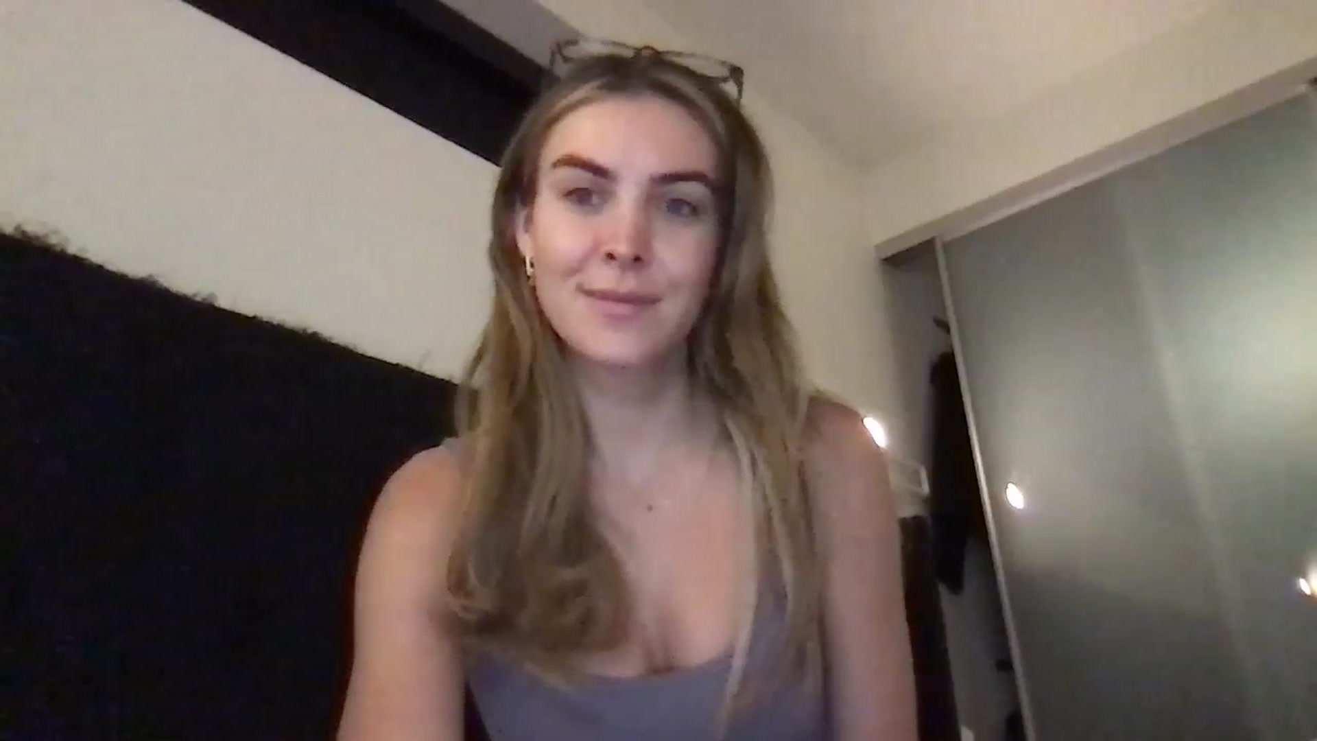 Gallery image thumbnail from Valerie_x0's myfreecams stream on, 02/20/2025, 24:18 image 5 of 20