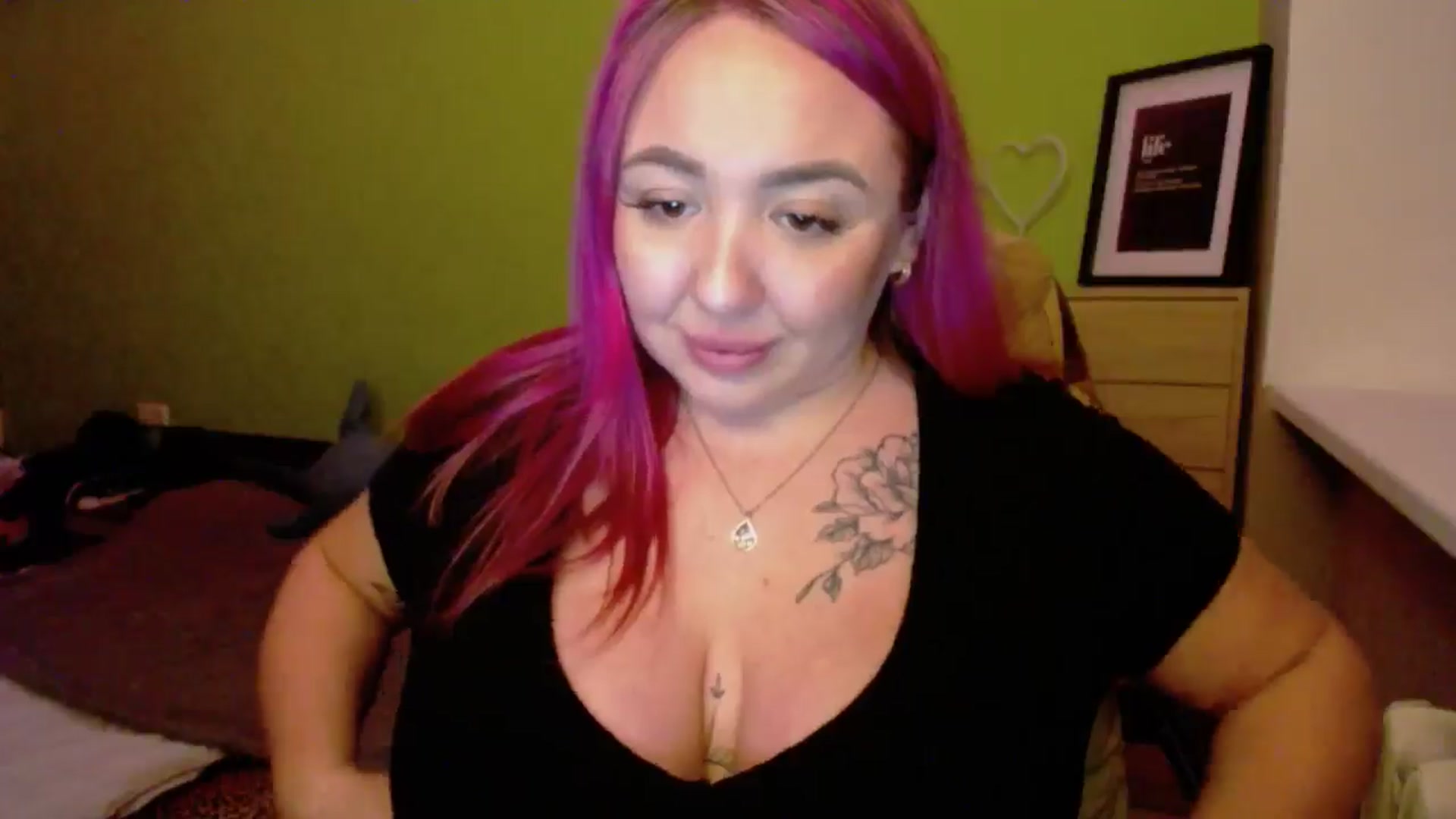 Gallery image thumbnail from Valeriya4353's myfreecams stream on, 01/30/2025, 17:27 image 18 of 20