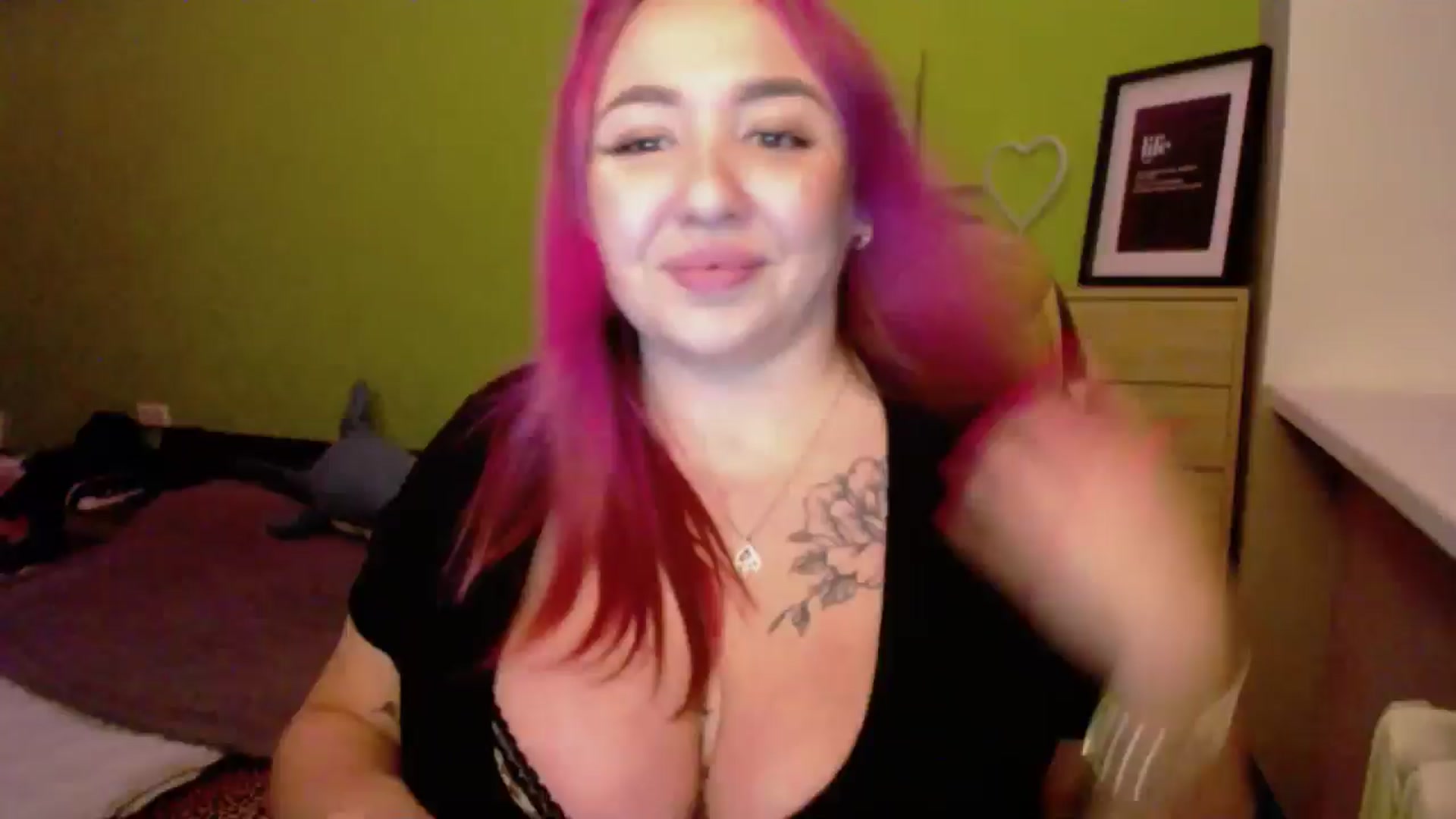 Gallery image thumbnail from Valeriya4353's myfreecams stream on, 01/30/2025, 17:27 image 2 of 20