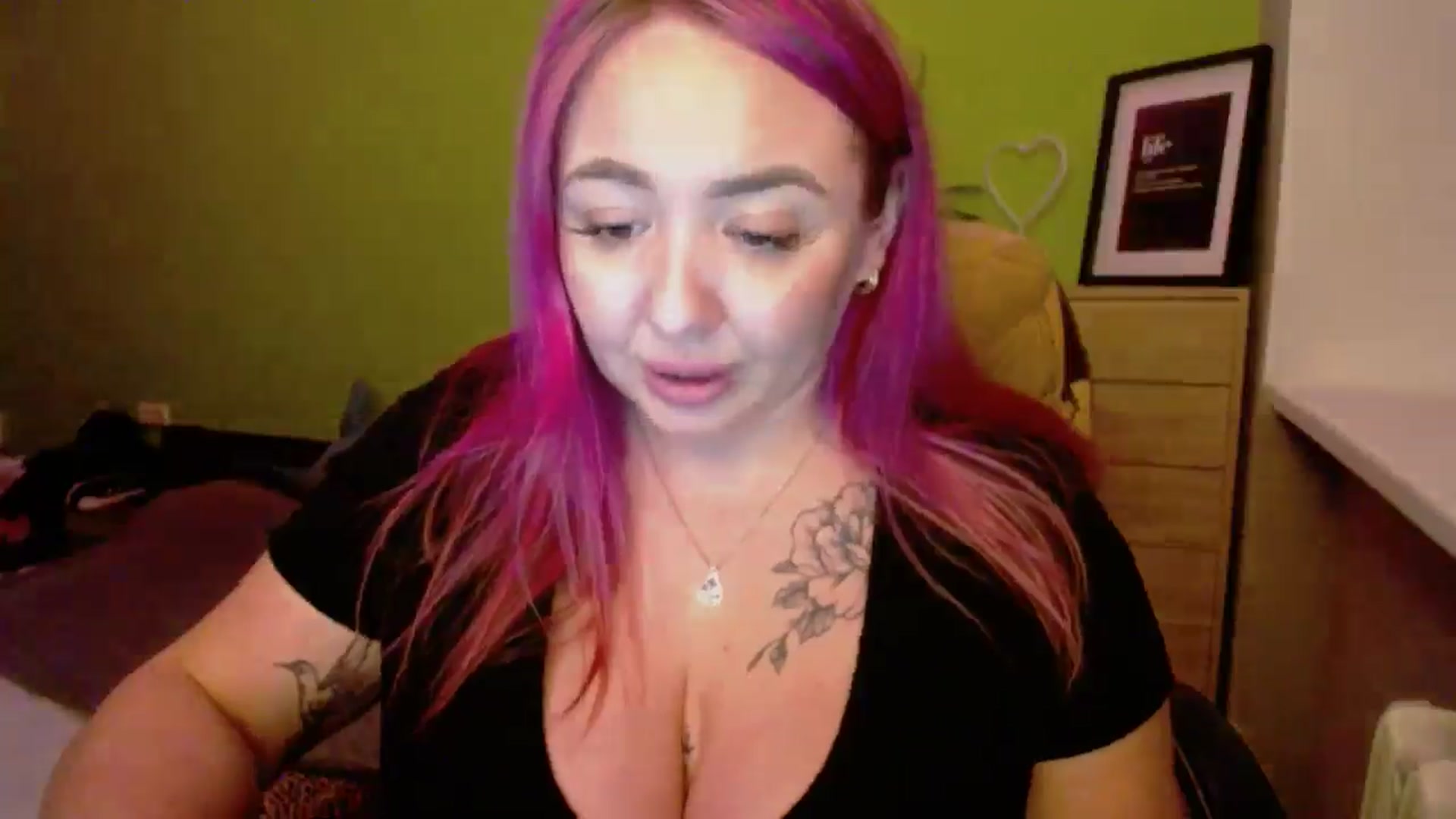 Gallery image thumbnail from Valeriya4353's myfreecams stream on, 01/30/2025, 17:27 image 13 of 20