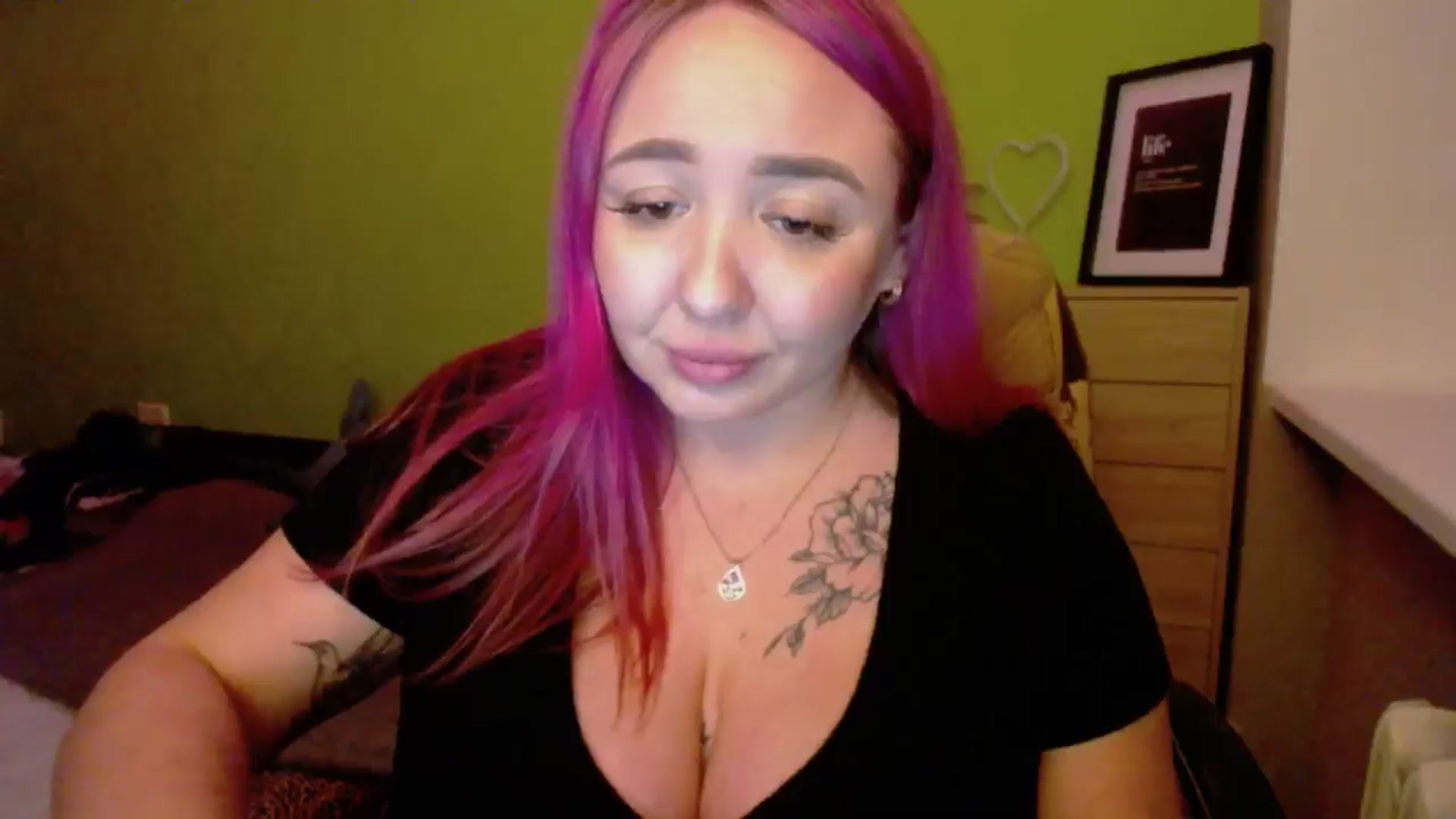 Gallery image thumbnail from Valeriya4353's myfreecams stream on, 01/30/2025, 17:27 image 19 of 20