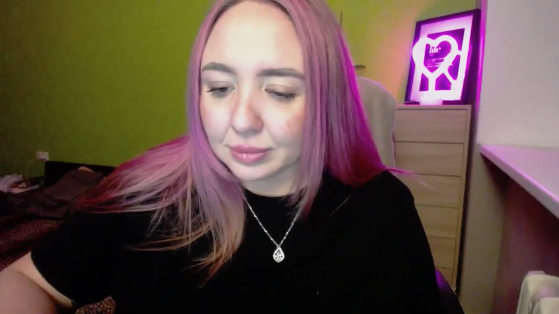 Gallery image thumbnail from Valeriya4353's myfreecams stream on, 01/31/2025, 16:05 image 9 of 20