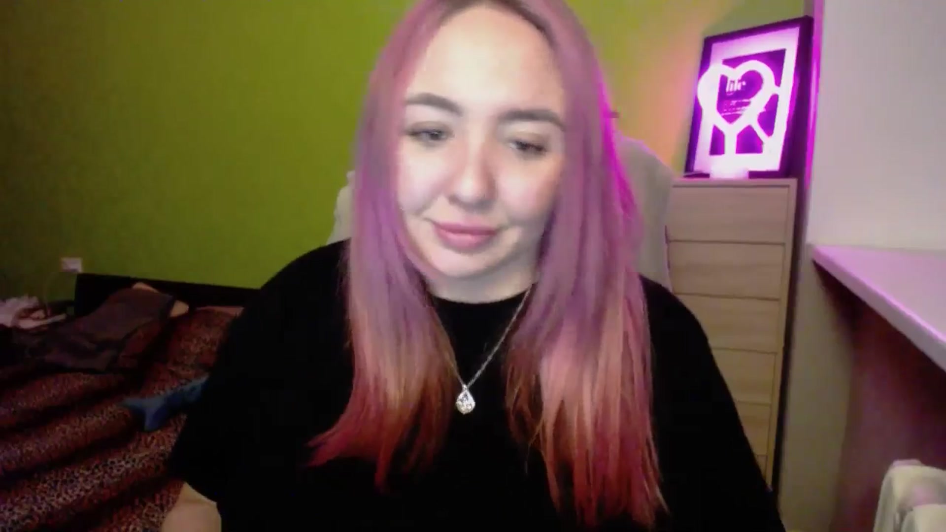 Gallery image thumbnail from Valeriya4353's myfreecams stream on, 01/31/2025, 16:05 image 6 of 20