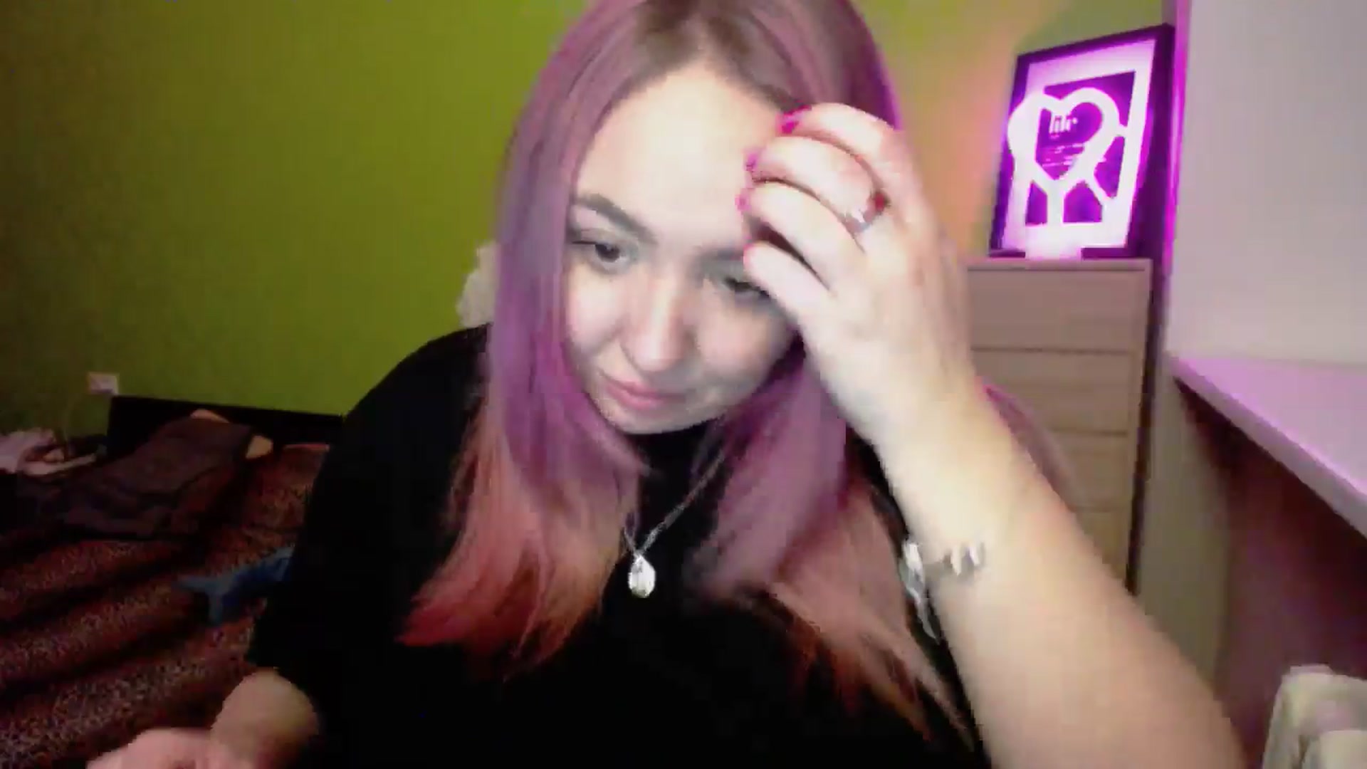 Gallery image thumbnail from Valeriya4353's myfreecams stream on, 01/31/2025, 16:05 image 5 of 20