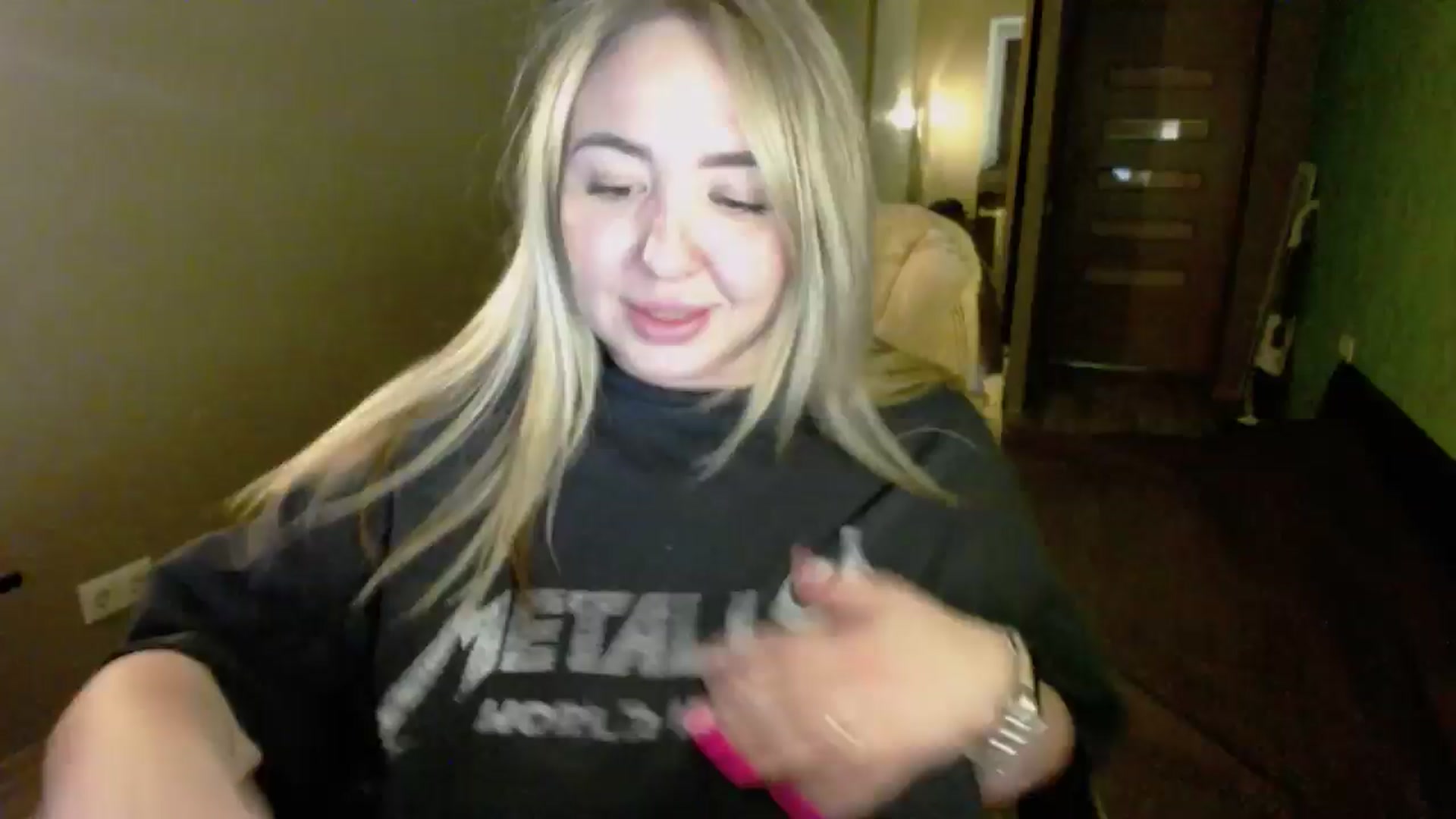 Gallery image thumbnail from Valeriya4353's myfreecams stream on, 02/19/2025, 15:27 image 1 of 20