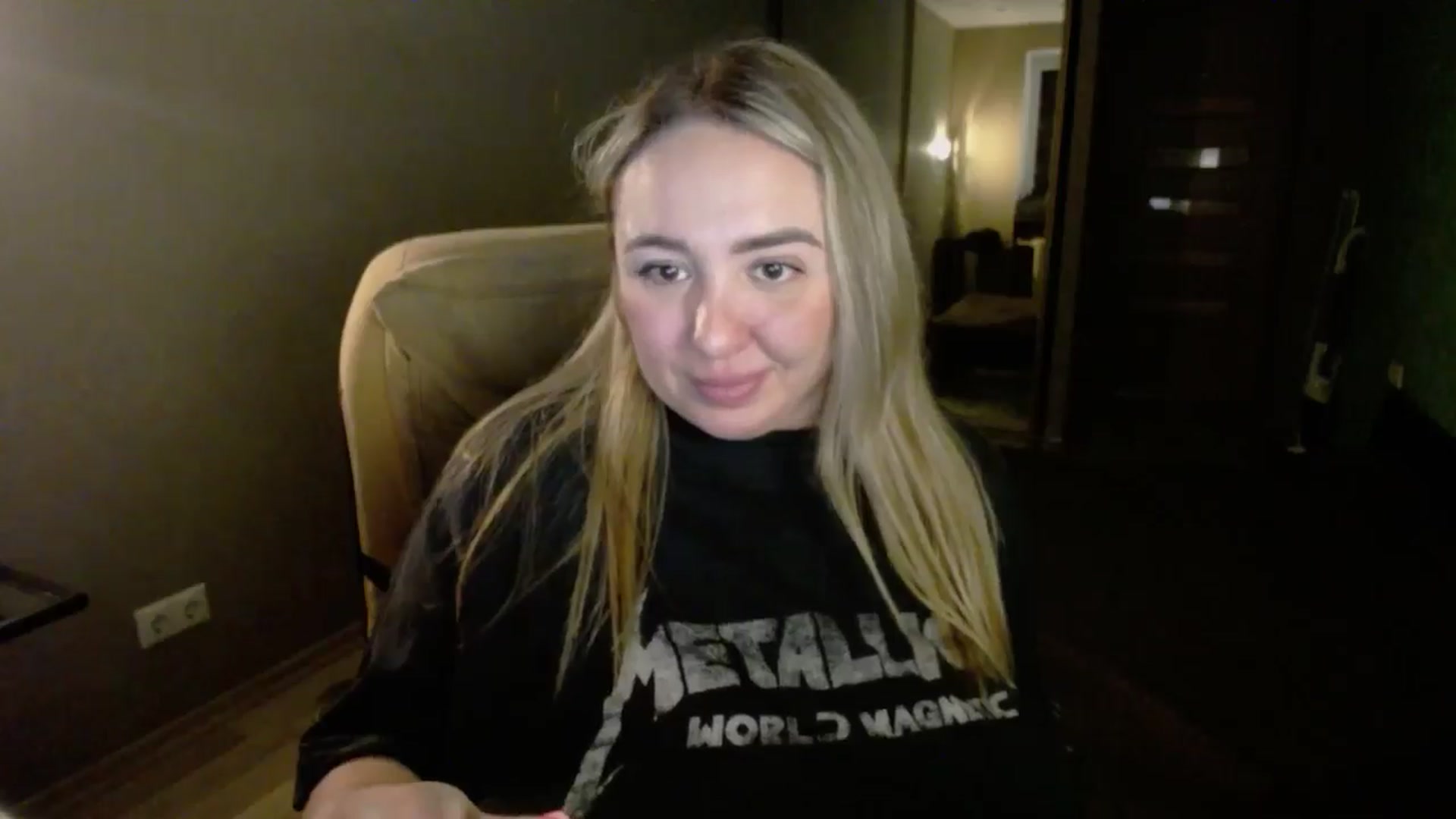 Gallery image thumbnail from Valeriya4353's myfreecams stream on, 02/19/2025, 15:27 image 19 of 20